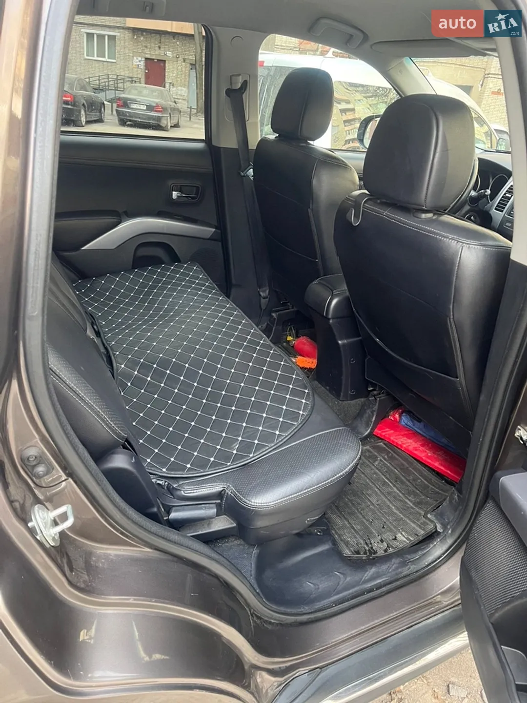 2011 Mitsubishi Outlander - мініатюра 9