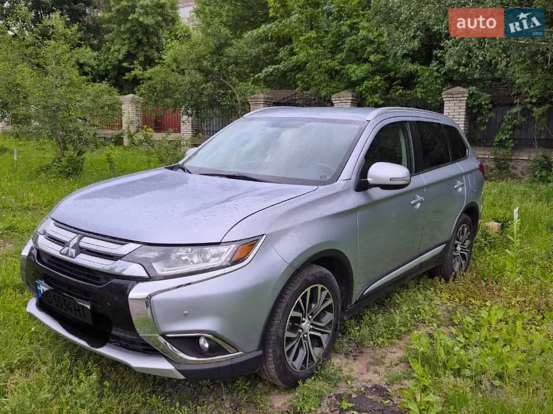 Mitsubishi Outlander