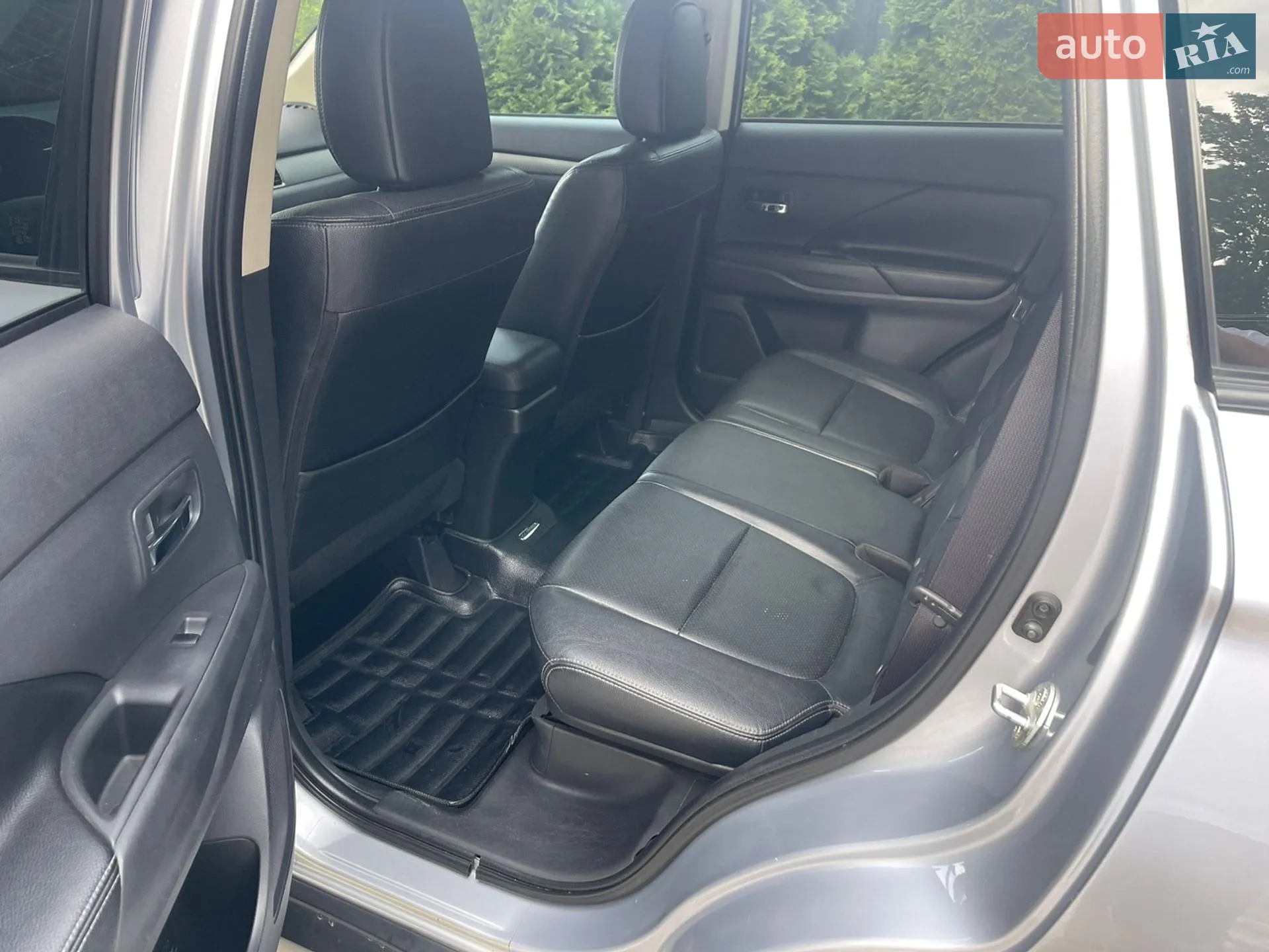 2014 Mitsubishi Outlander - мініатюра 4