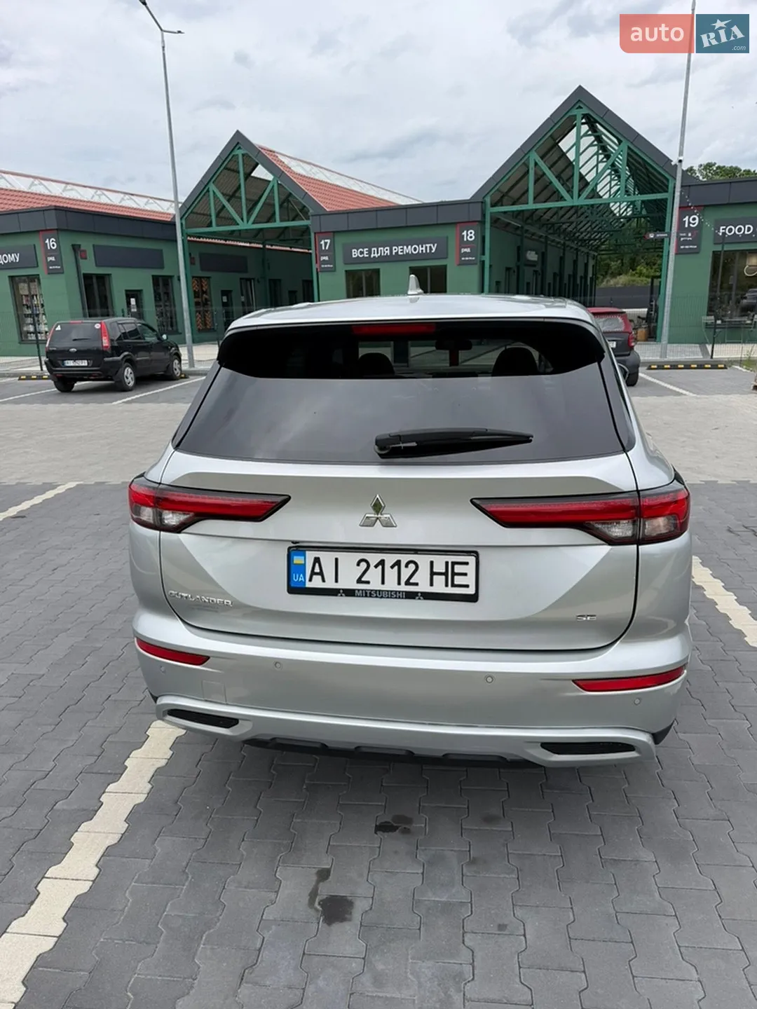 2021 Mitsubishi Outlander - мініатюра 7