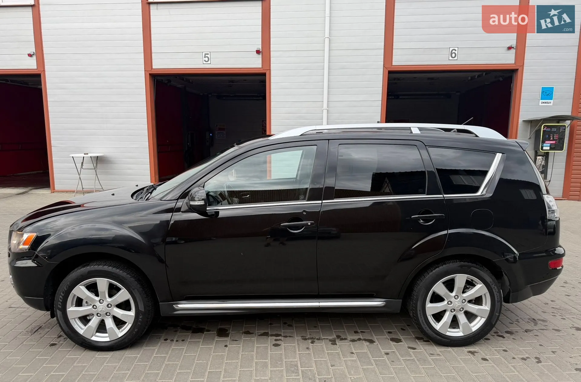 2010 Mitsubishi Outlander - мініатюра 5