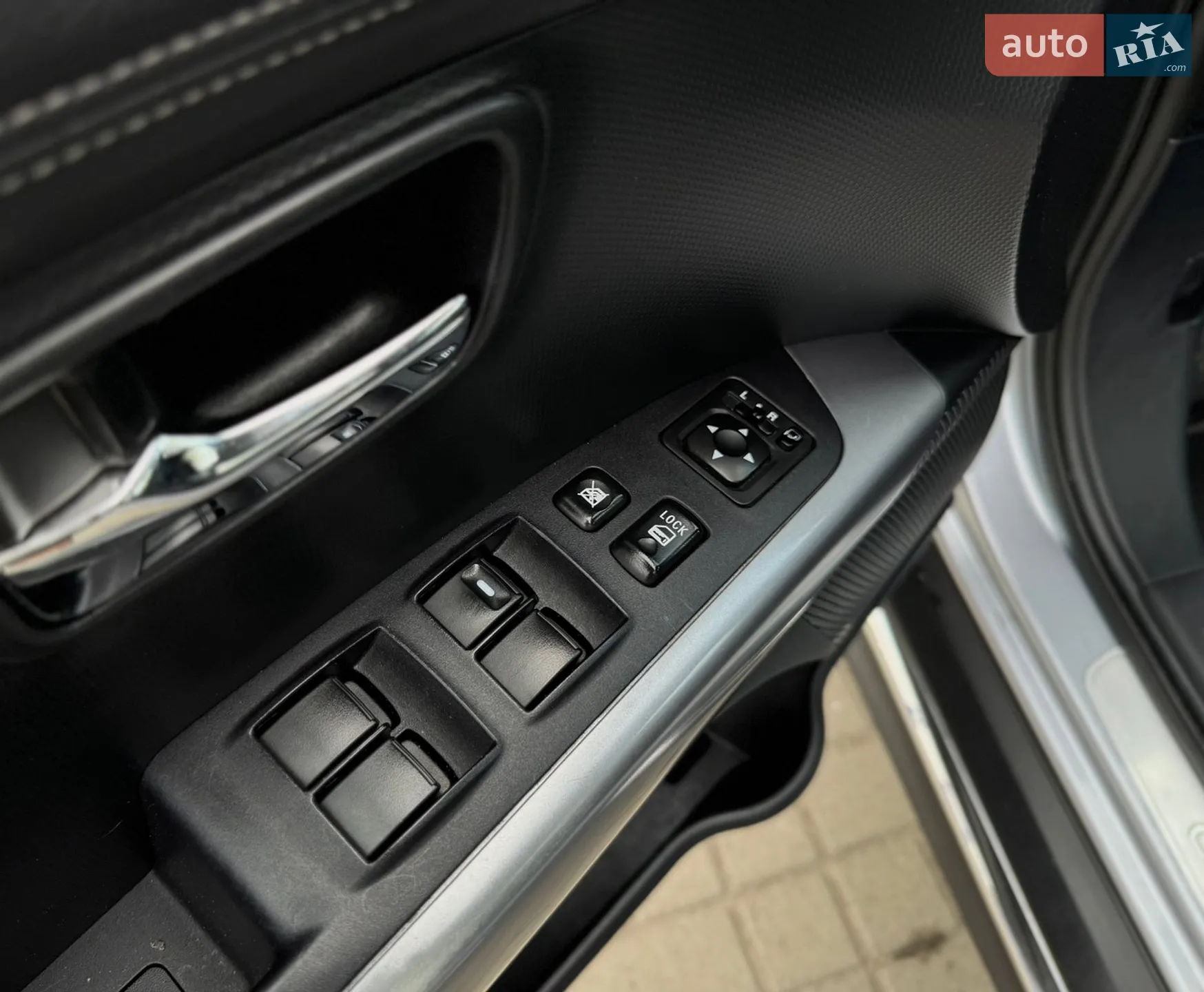 2012 Mitsubishi Outlander - мініатюра 33
