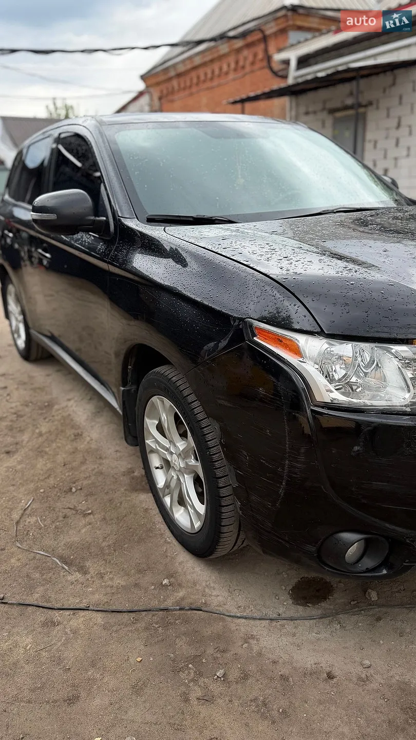 2013 Mitsubishi Outlander - мініатюра 15
