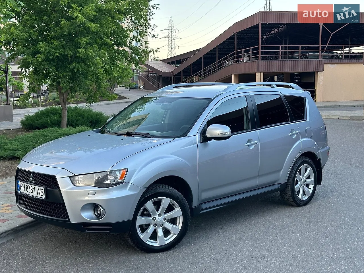 2010 Mitsubishi Outlander - мініатюра 18