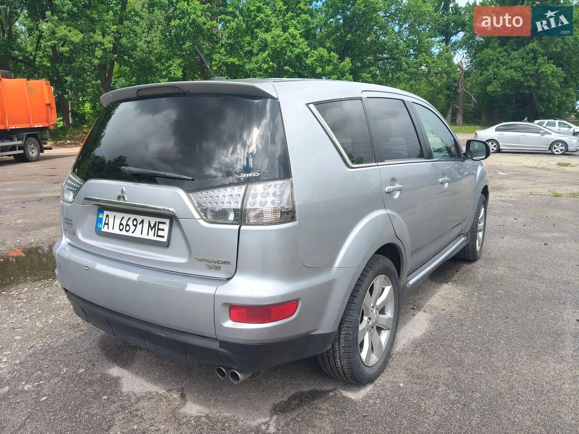 2010 Mitsubishi Outlander - мініатюра 4