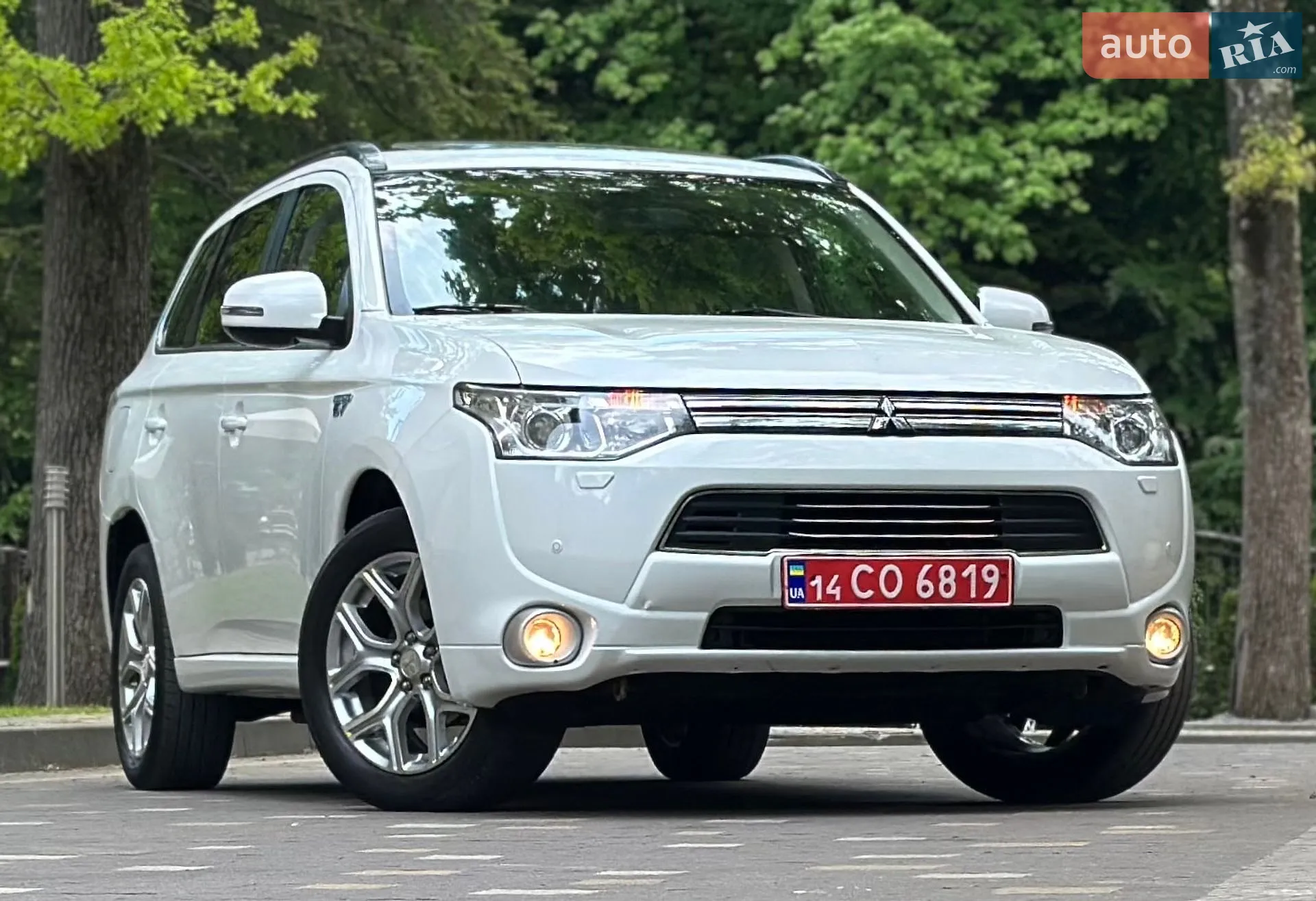 2015 Mitsubishi Outlander - мініатюра 2