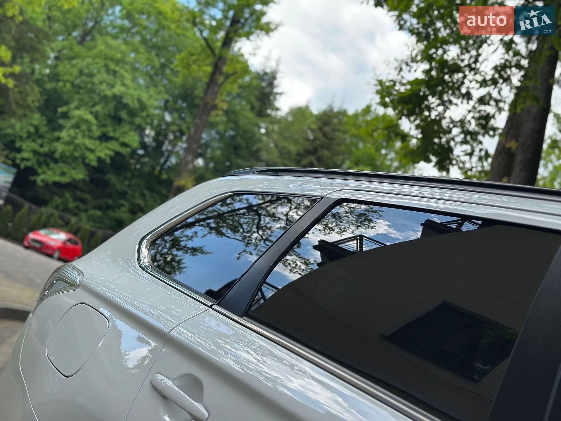 2015 Mitsubishi Outlander - мініатюра 16