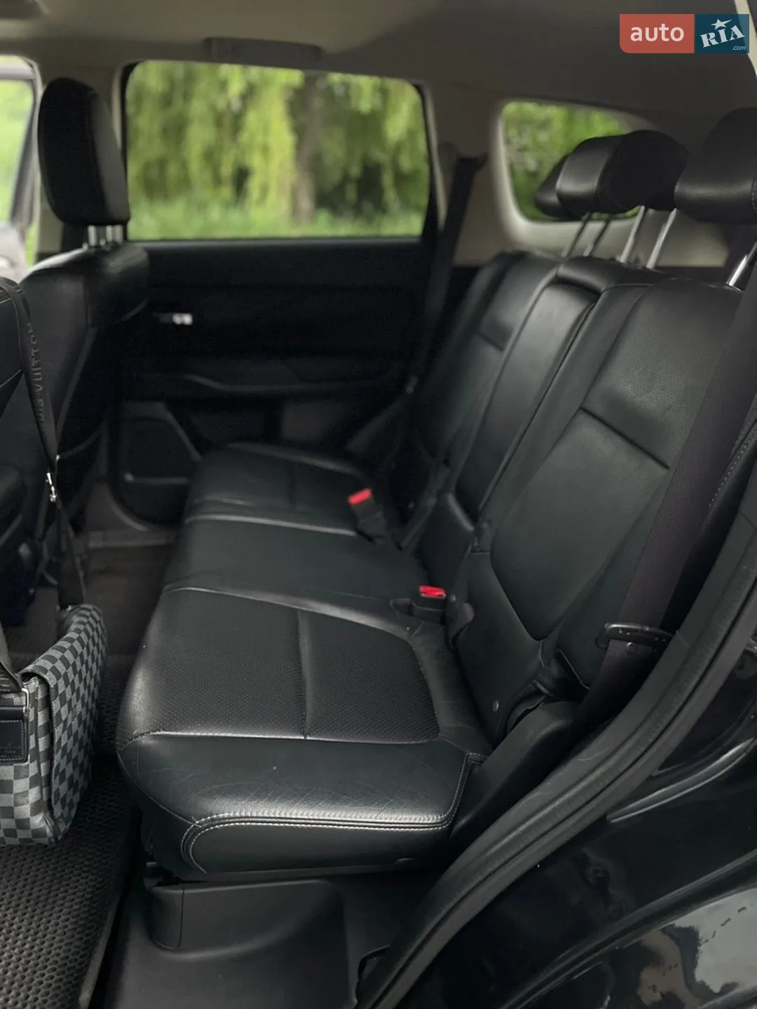 2013 Mitsubishi Outlander - мініатюра 19