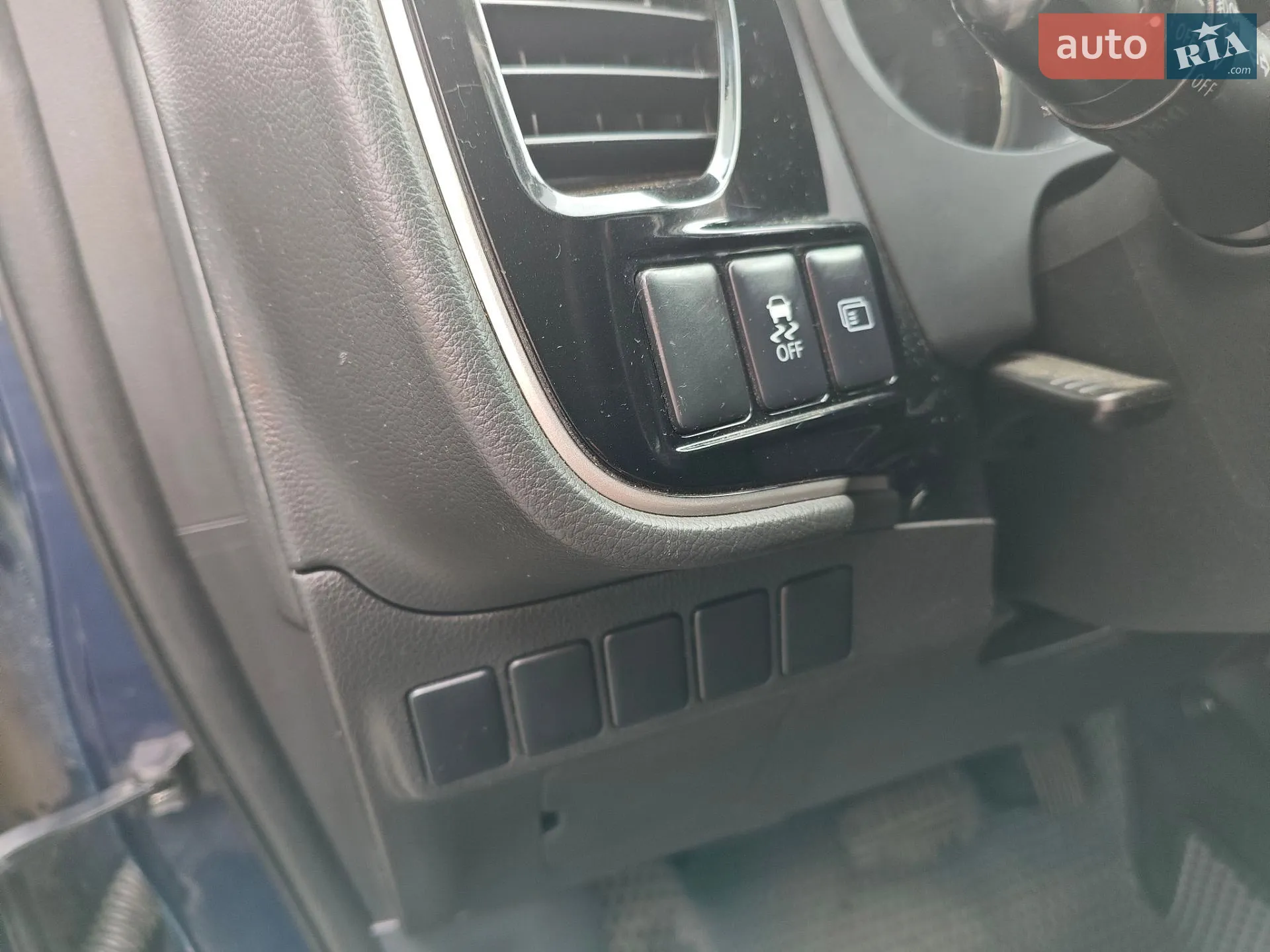 2013 Mitsubishi Outlander - мініатюра 11