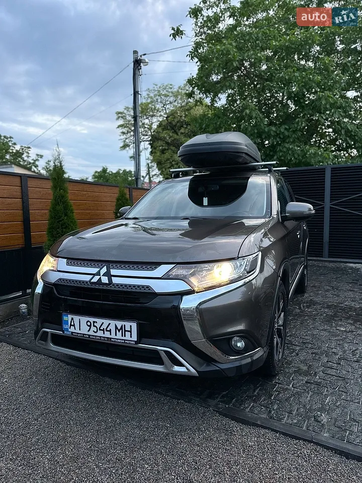 2019 Mitsubishi Outlander - мініатюра 21