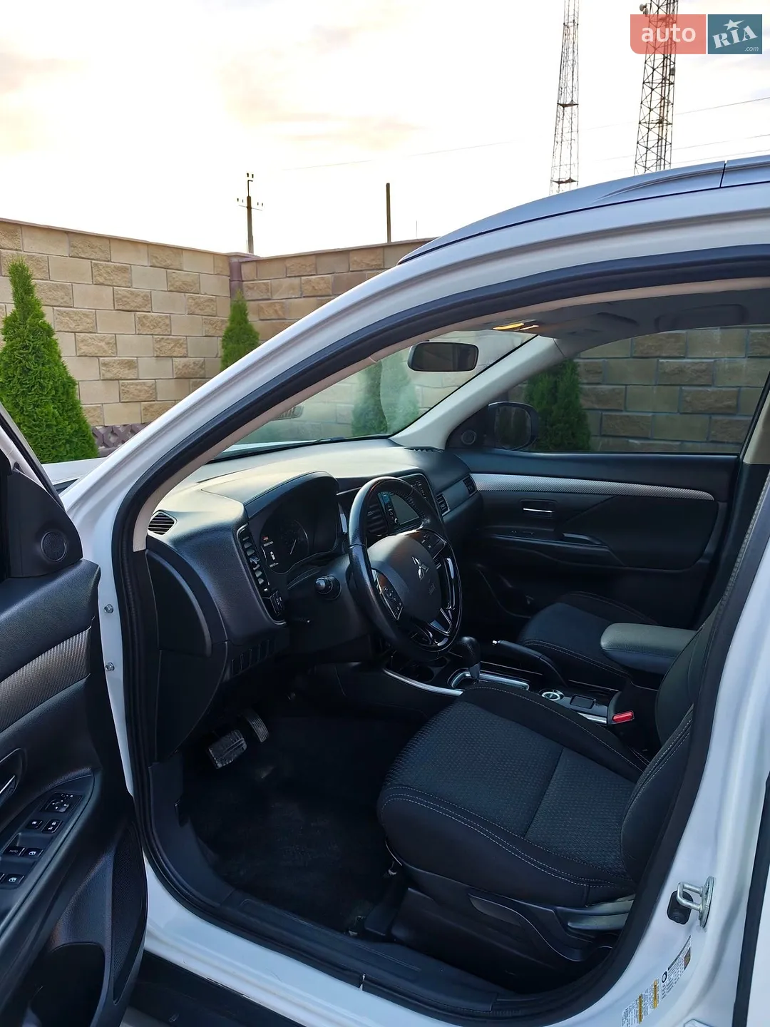 2016 Mitsubishi Outlander - мініатюра 5