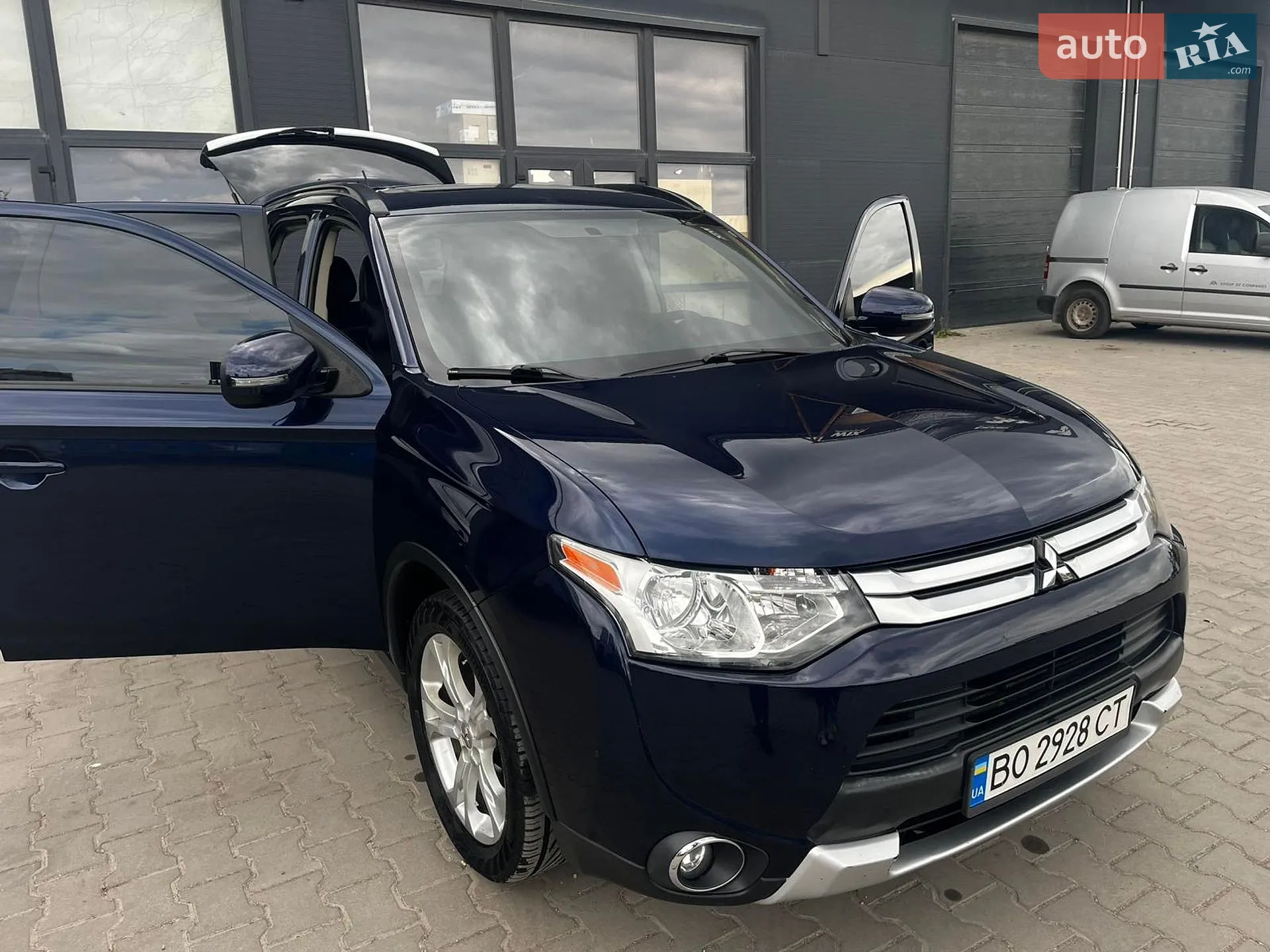 2014 Mitsubishi Outlander - мініатюра 3