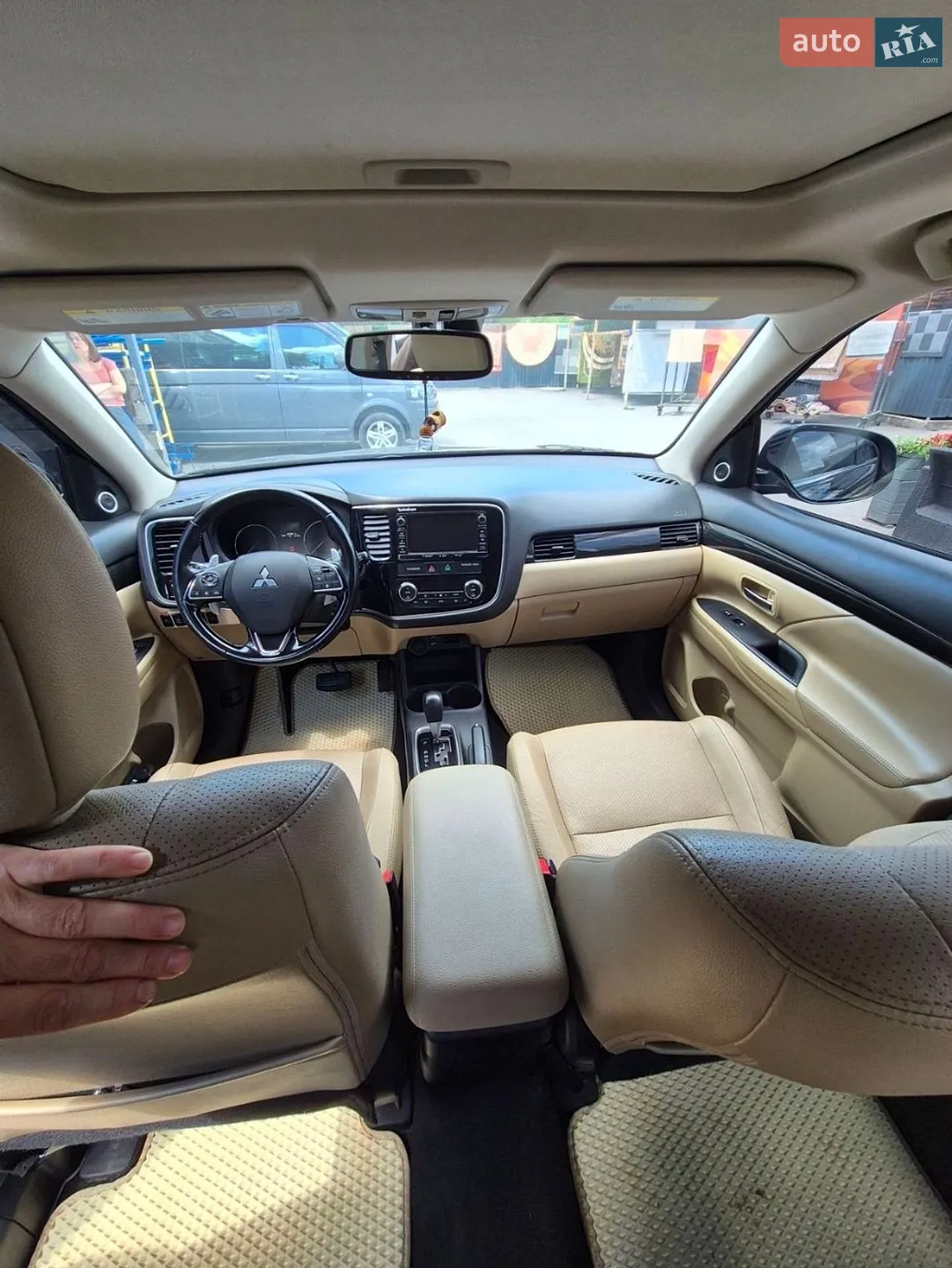 2016 Mitsubishi Outlander - мініатюра 8