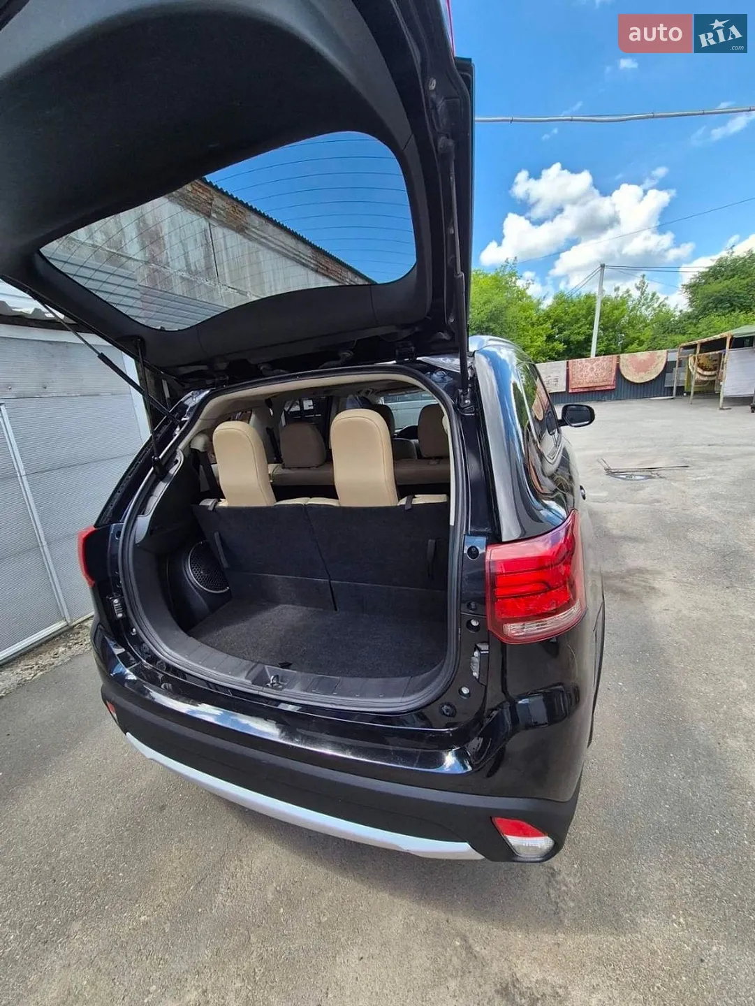 2016 Mitsubishi Outlander - мініатюра 11