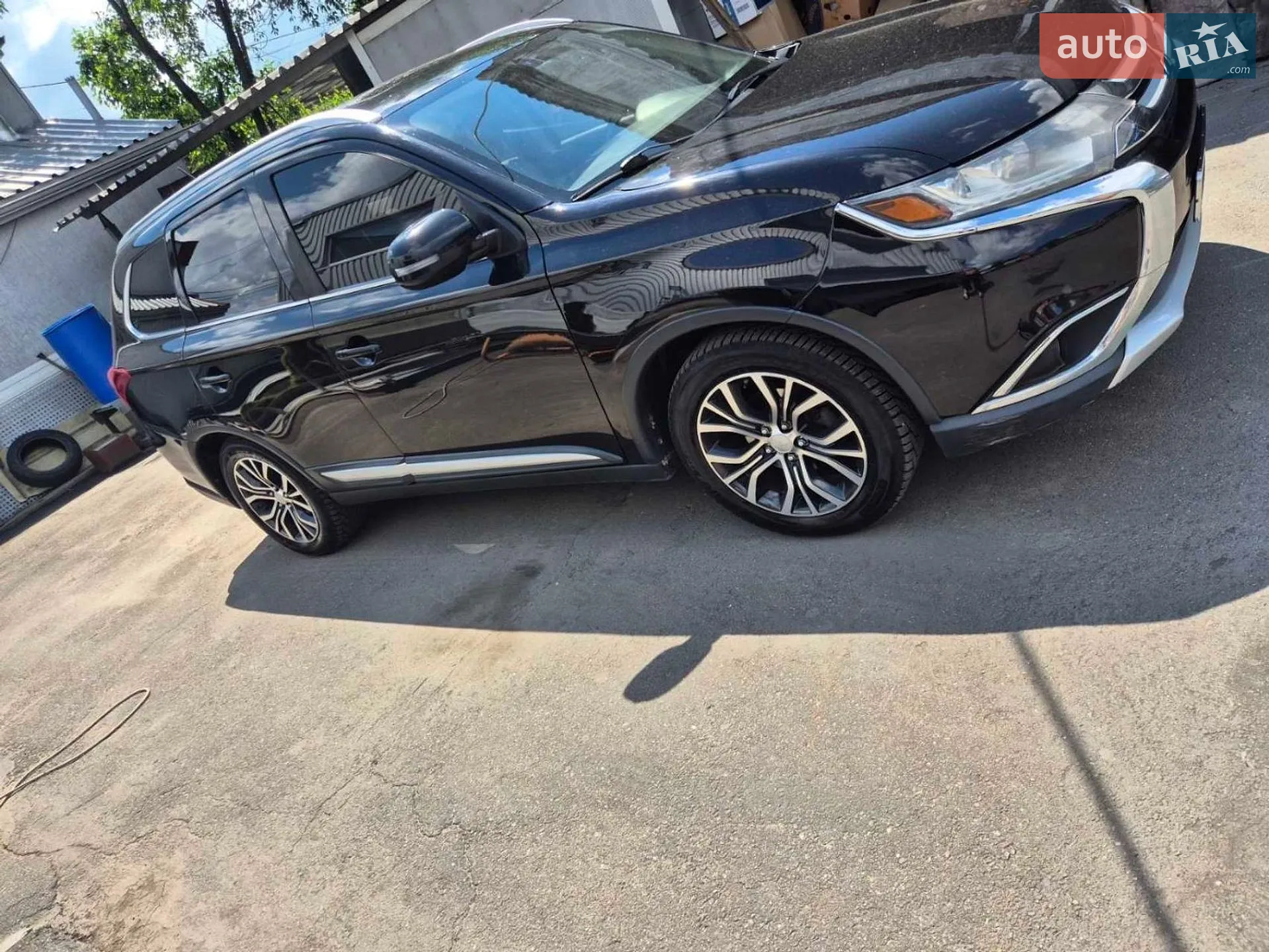 2016 Mitsubishi Outlander - мініатюра 17