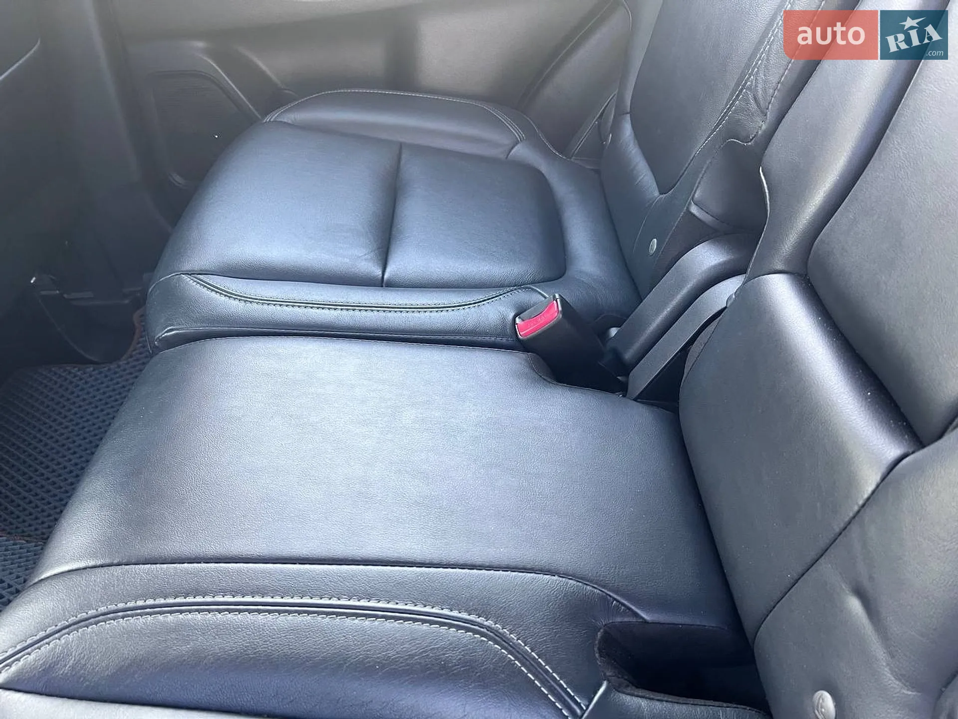2021 Mitsubishi Outlander - мініатюра 23