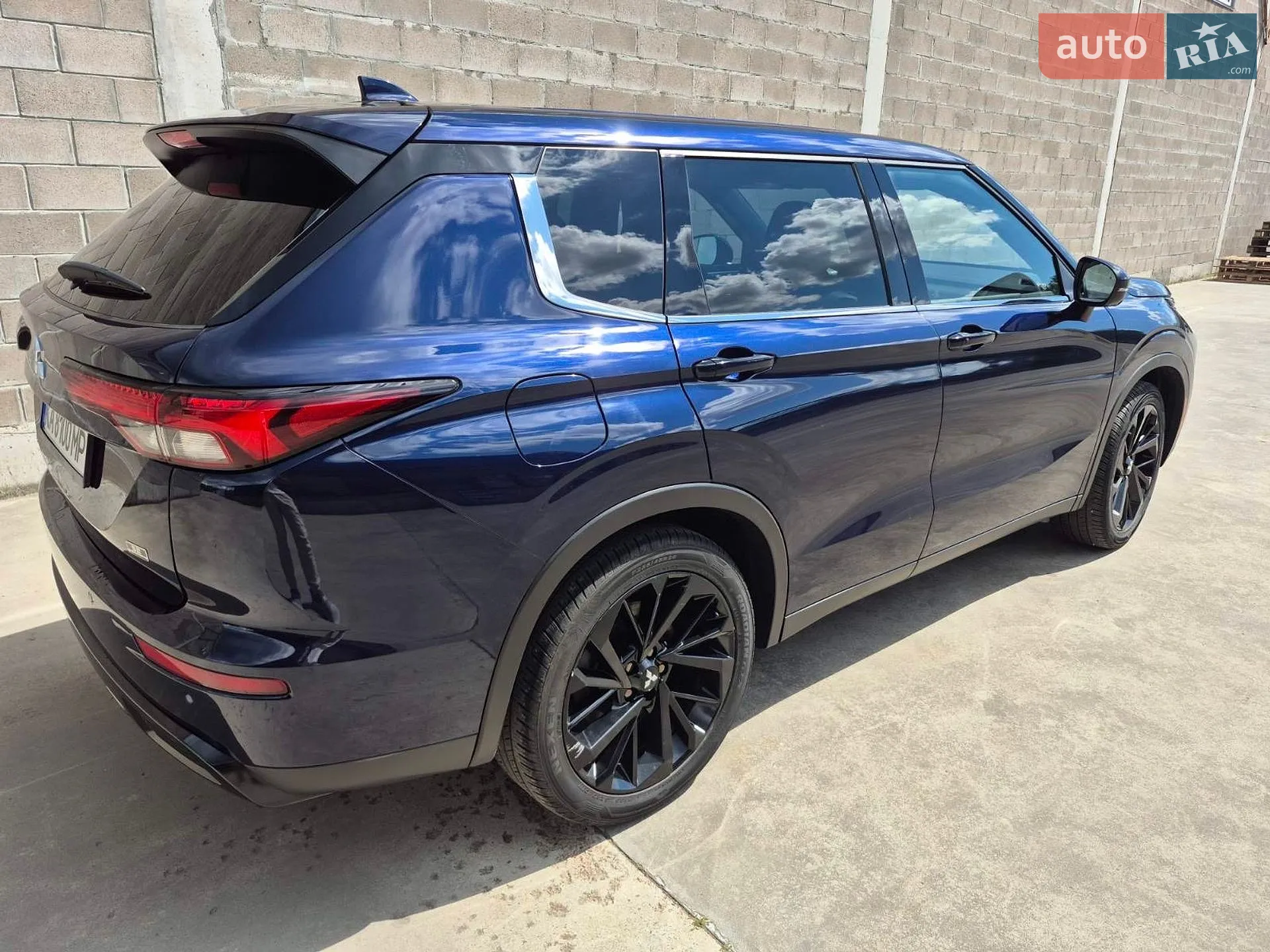 2022 Mitsubishi Outlander - мініатюра 25