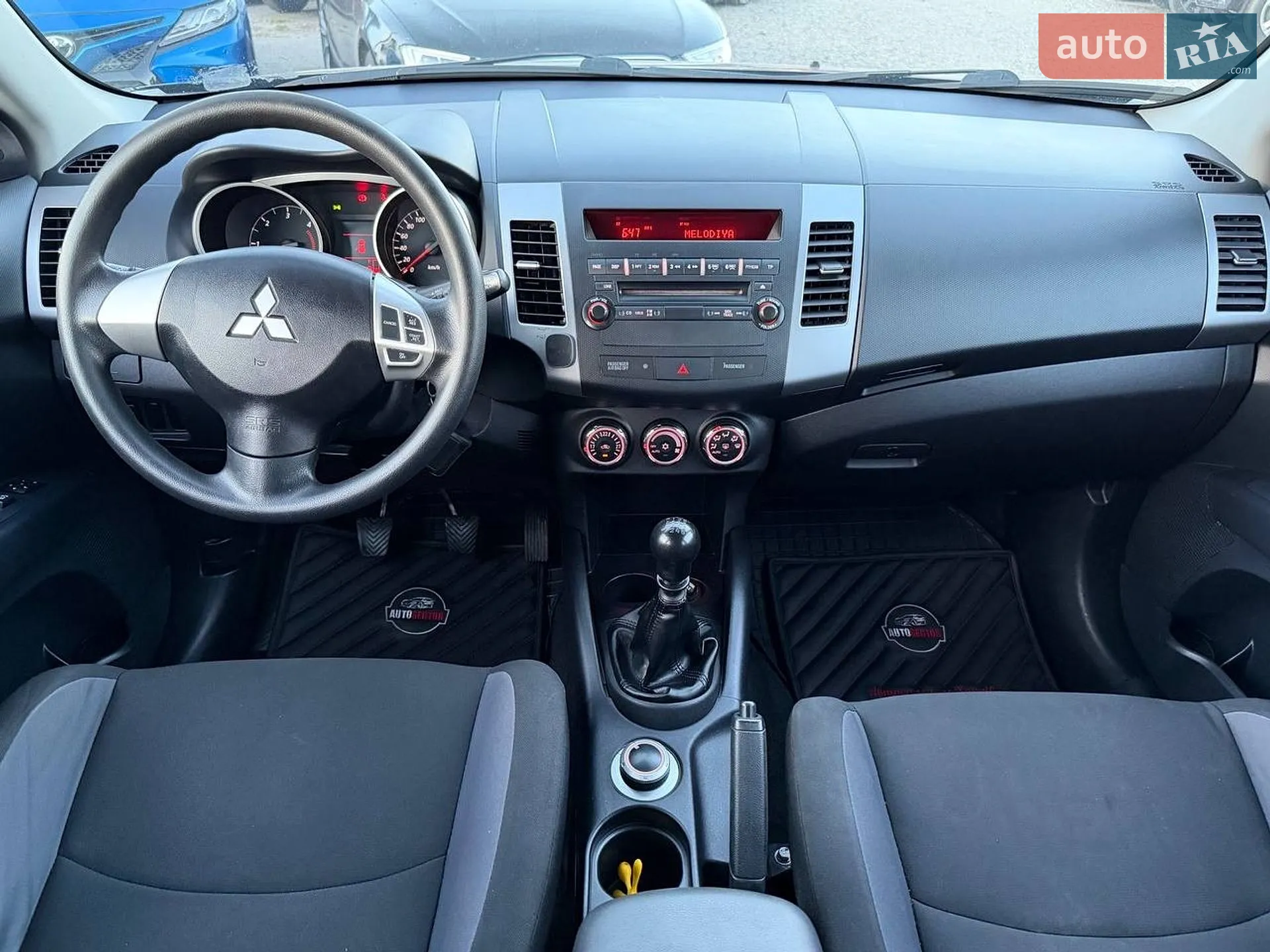 2011 Mitsubishi Outlander - мініатюра 23