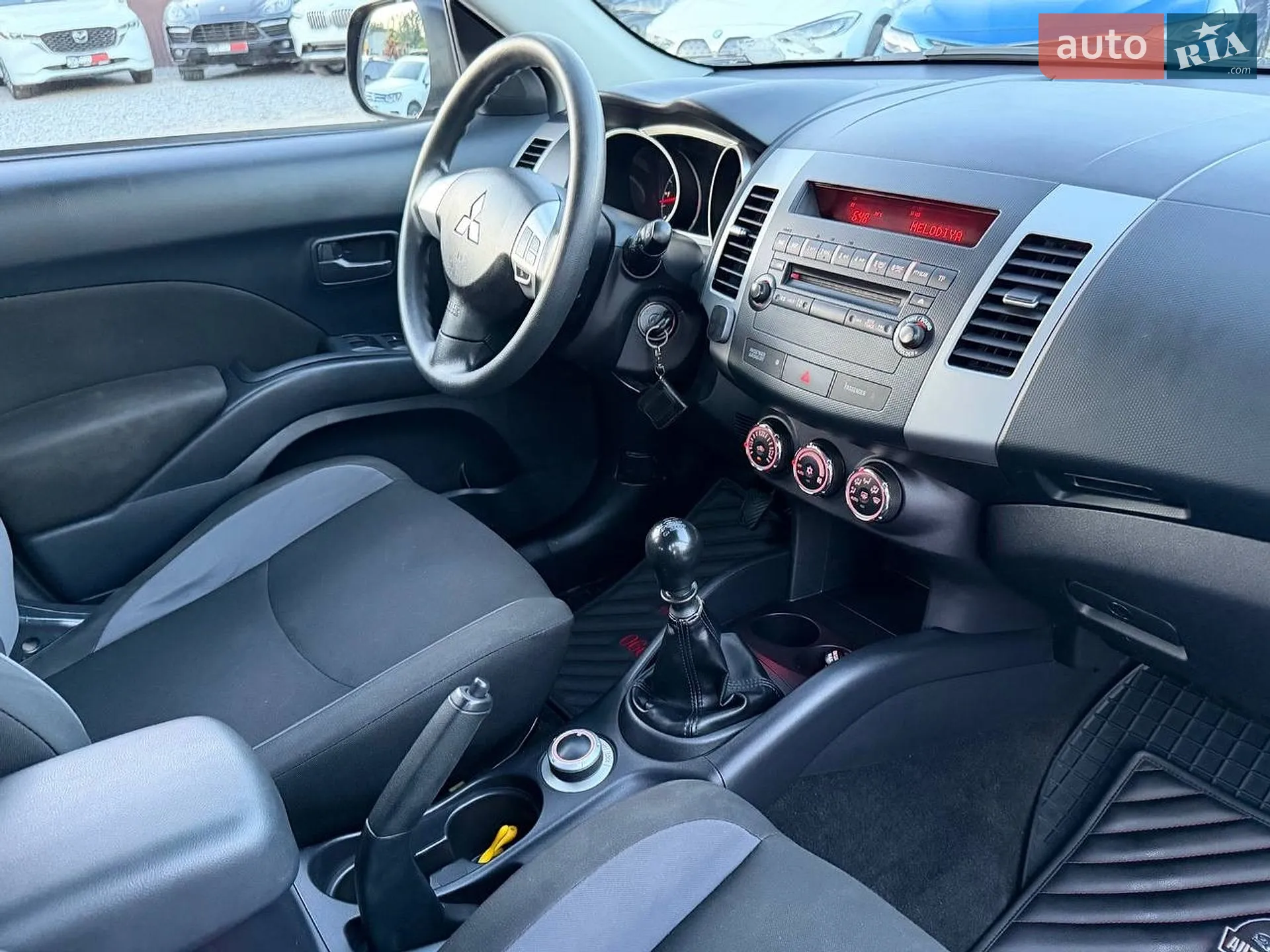 2011 Mitsubishi Outlander - мініатюра 33