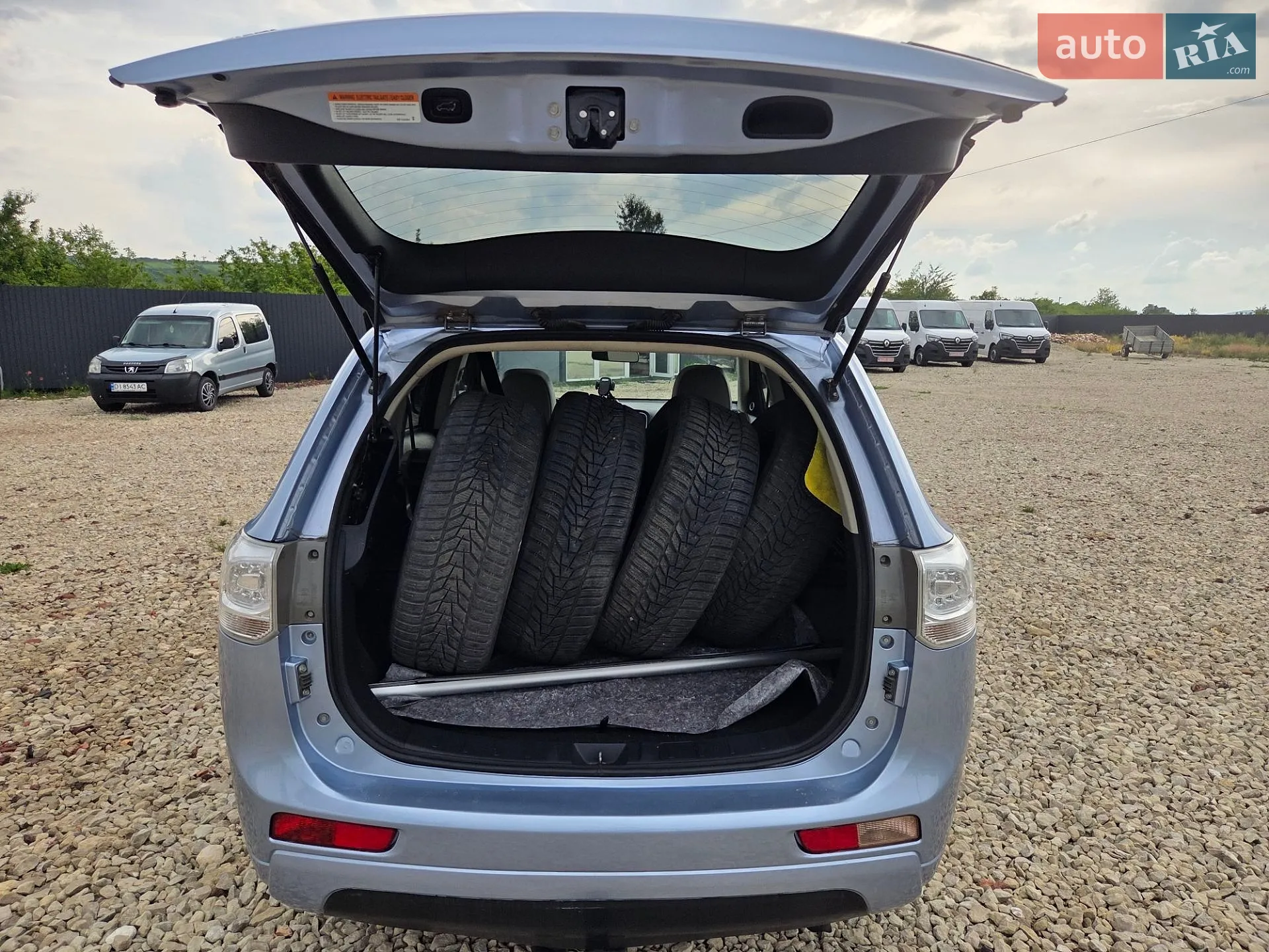 2013 Mitsubishi Outlander - мініатюра 23