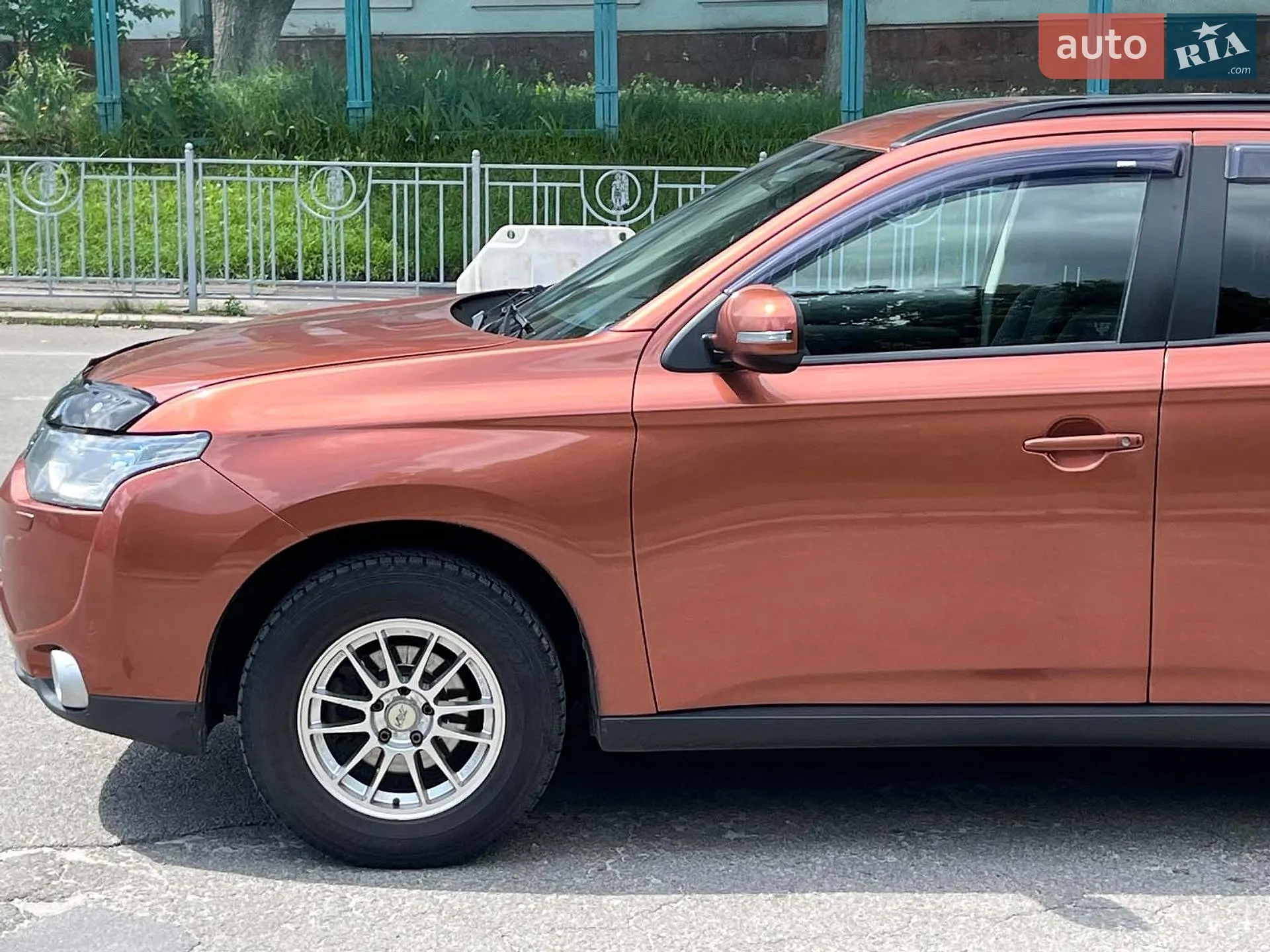 2012 Mitsubishi Outlander - мініатюра 6
