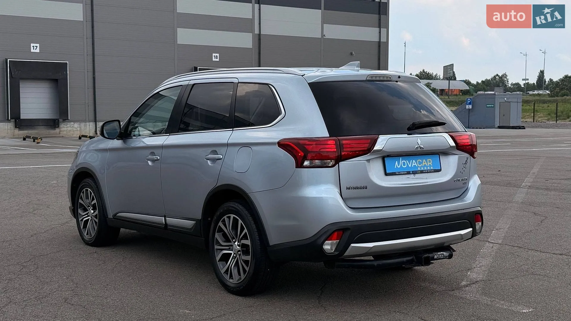 2017 Mitsubishi Outlander - мініатюра 8