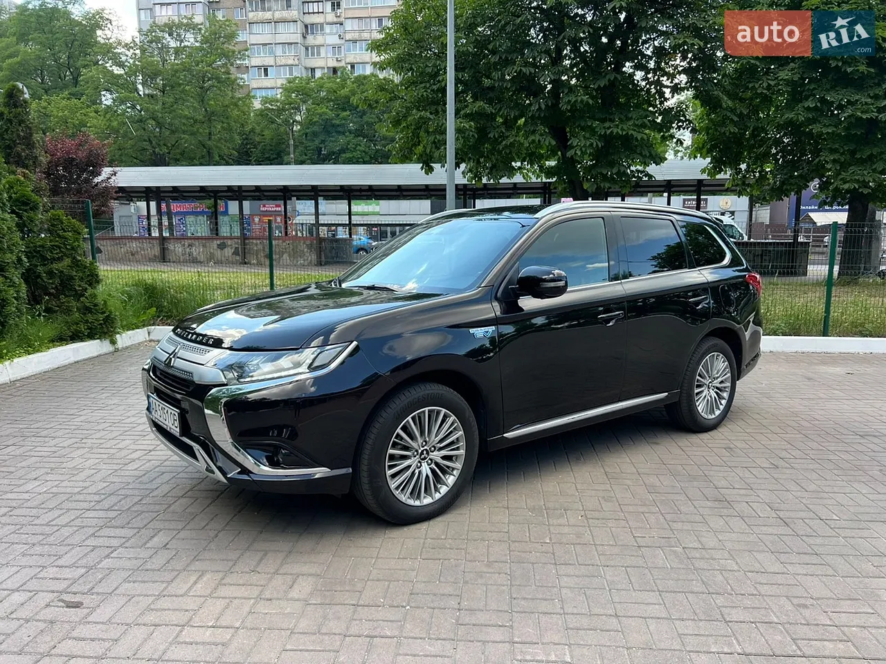 2021 Mitsubishi Outlander - мініатюра 13