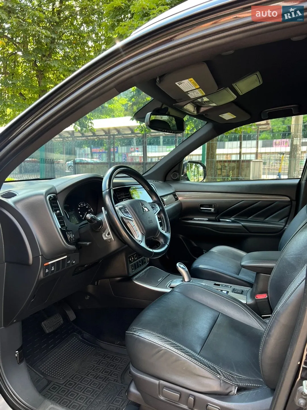 2021 Mitsubishi Outlander - мініатюра 20