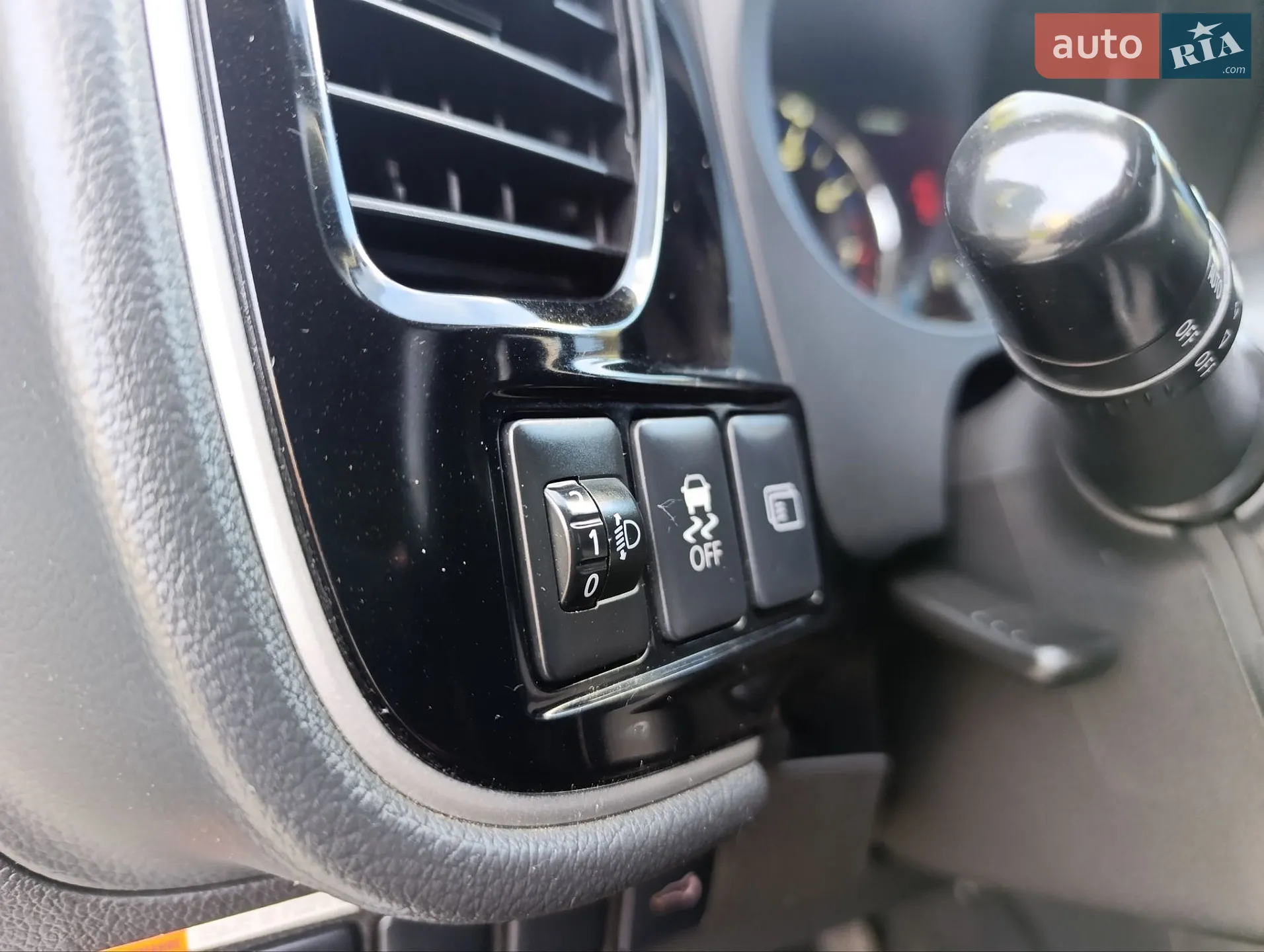 2013 Mitsubishi Outlander - мініатюра 22