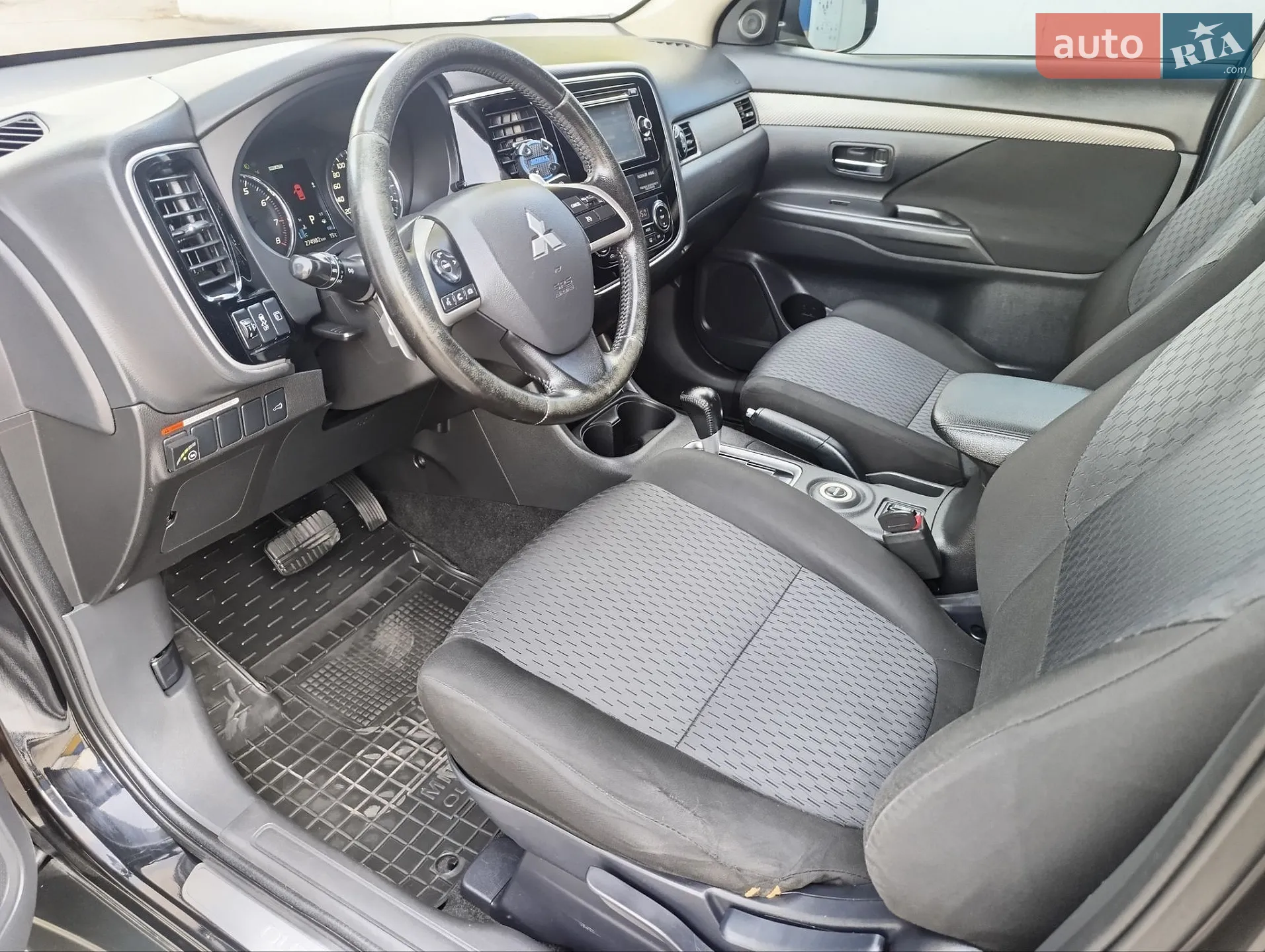 2013 Mitsubishi Outlander - мініатюра 18