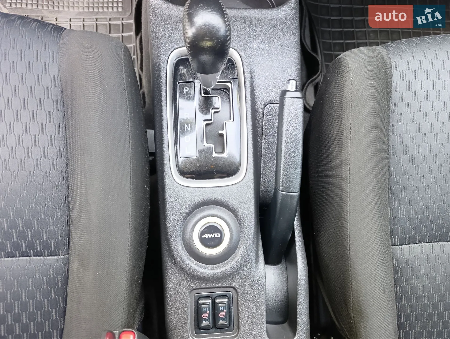 2013 Mitsubishi Outlander - мініатюра 24