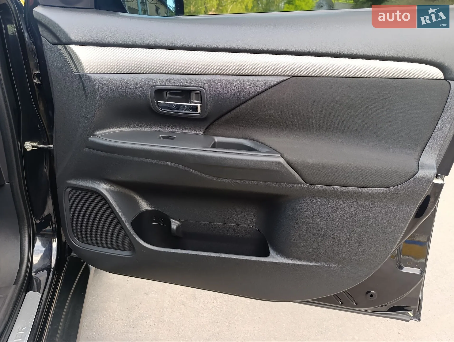 2013 Mitsubishi Outlander - мініатюра 28