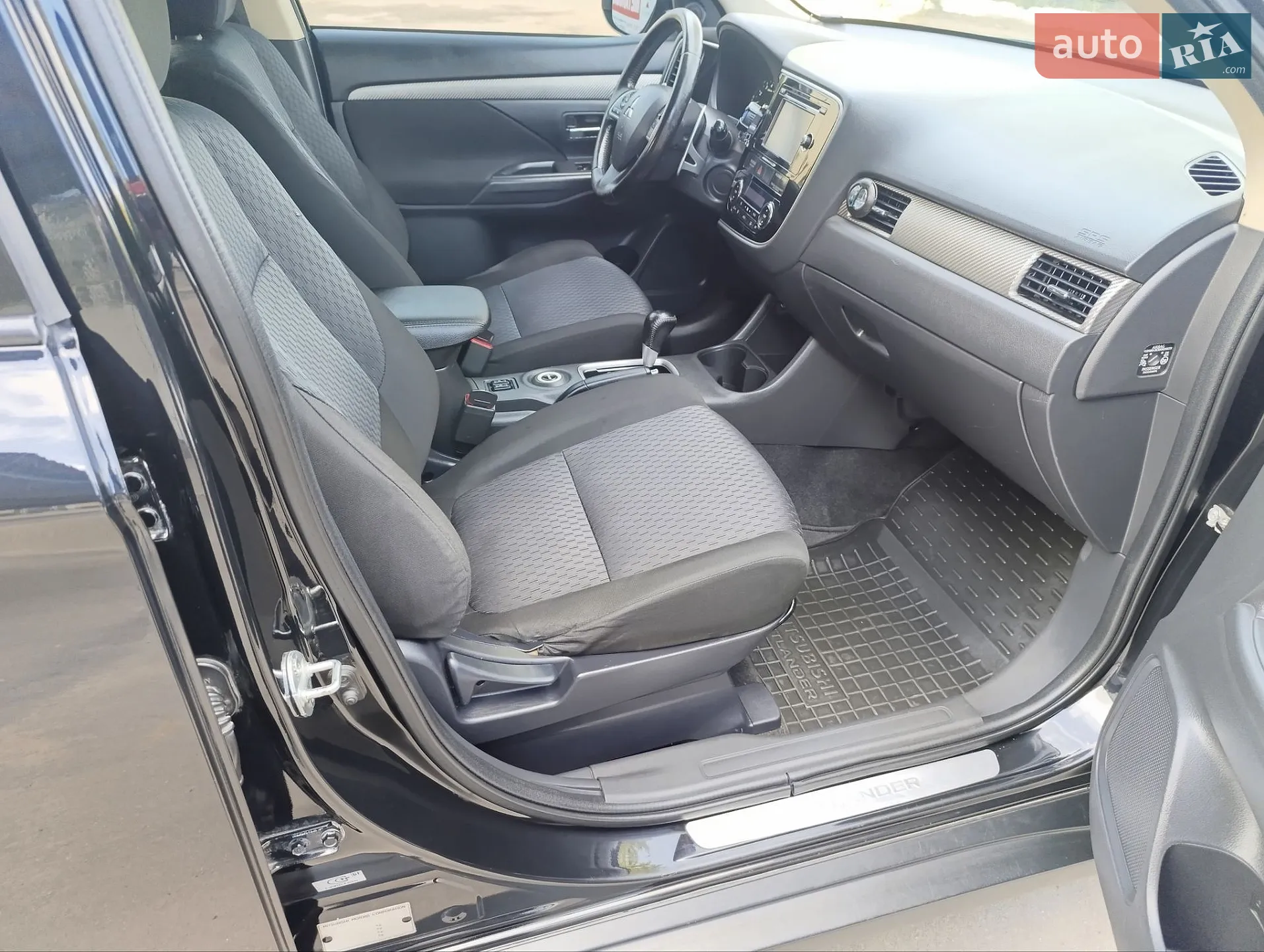 2013 Mitsubishi Outlander - мініатюра 29