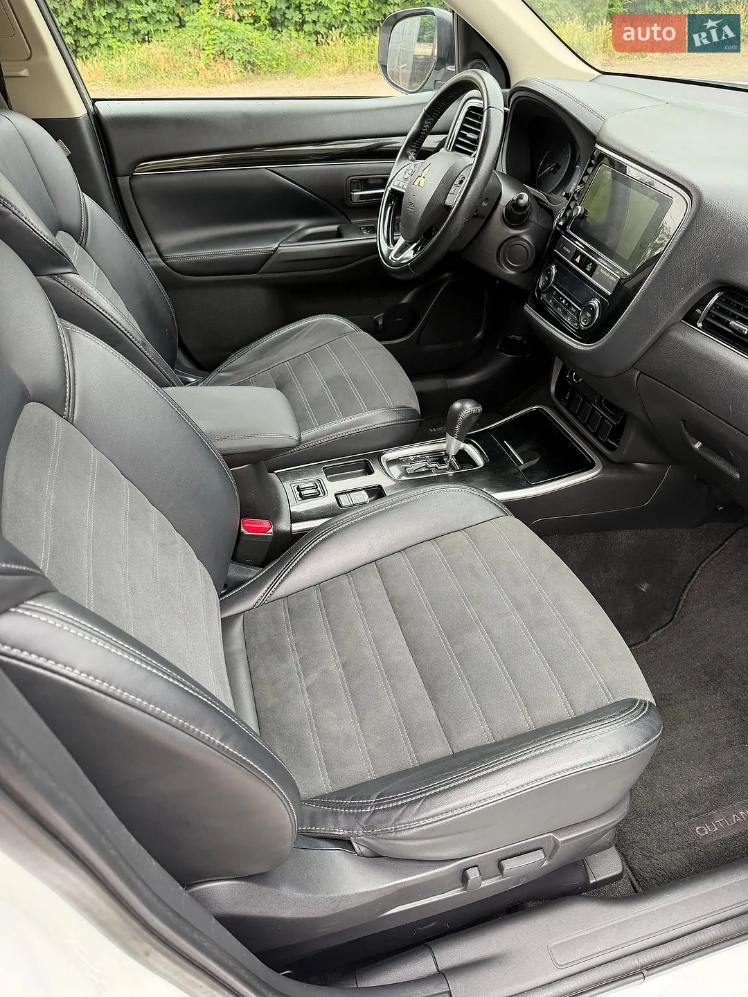 2019 Mitsubishi Outlander - мініатюра 35
