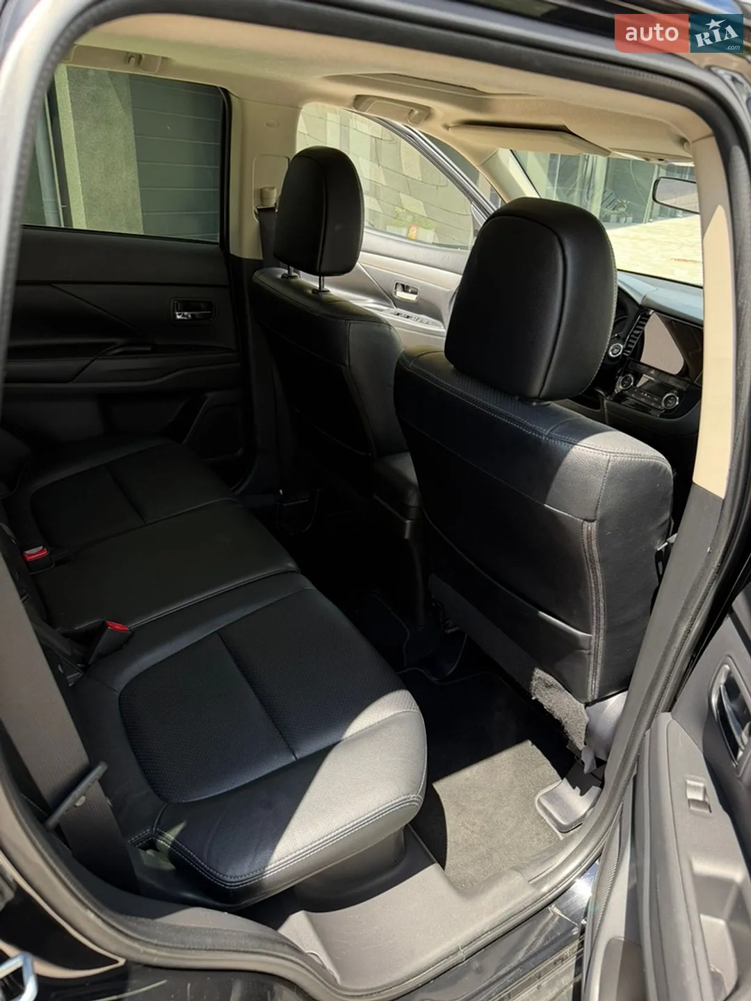 2013 Mitsubishi Outlander - мініатюра 14