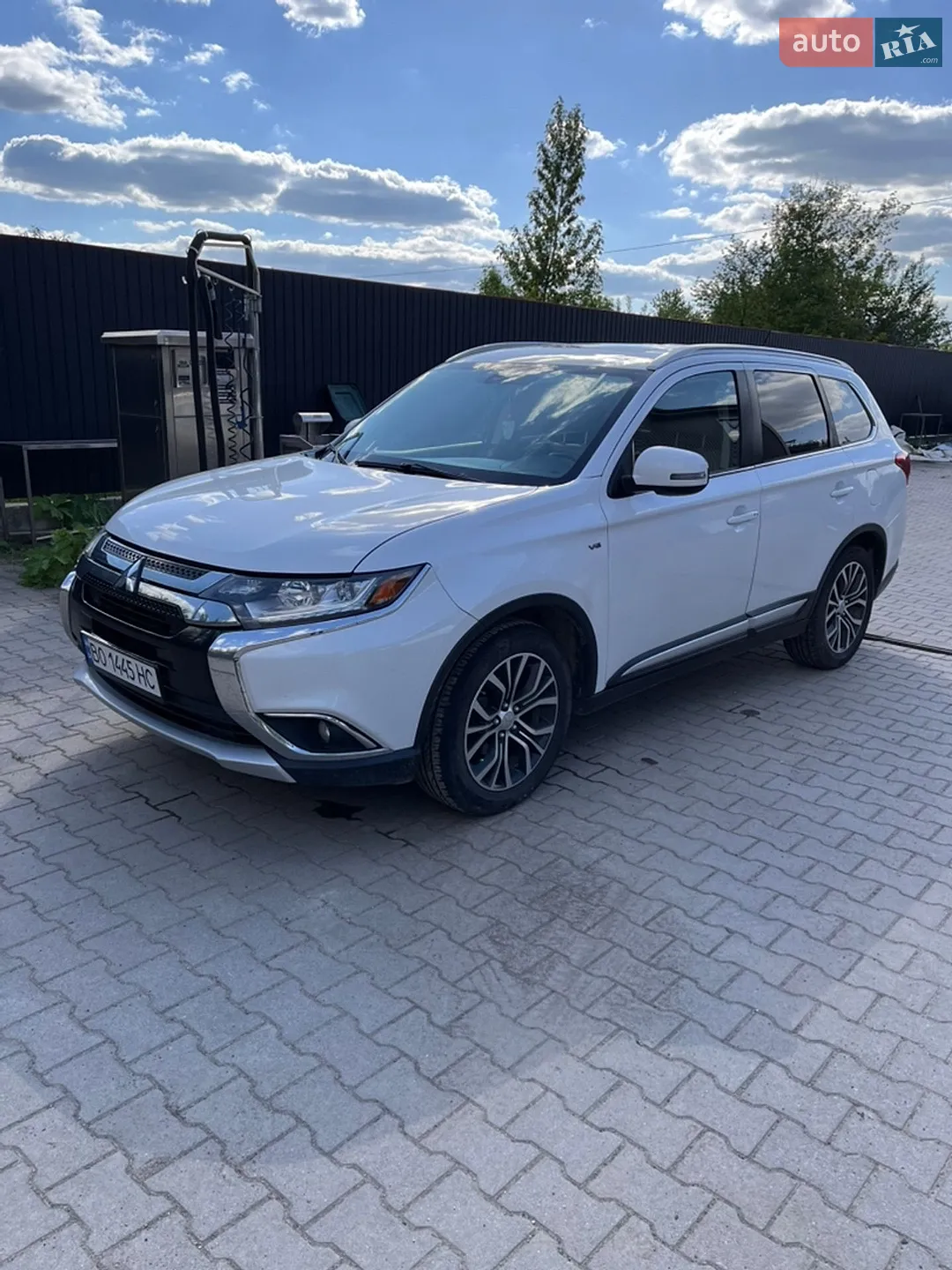 2016 Mitsubishi Outlander - мініатюра 3