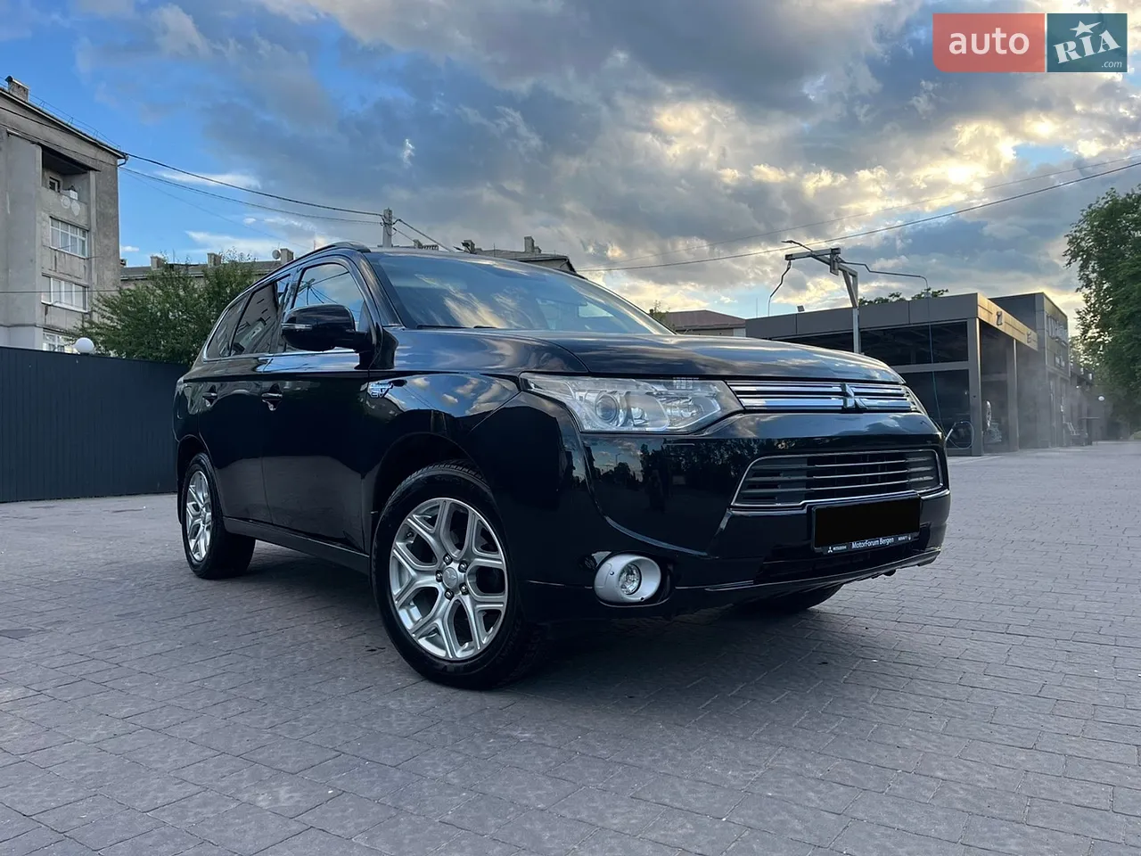 2013 Mitsubishi Outlander - мініатюра 16