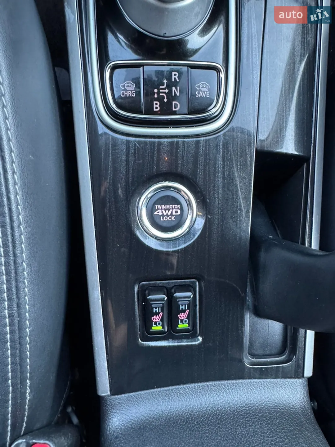 2016 Mitsubishi Outlander - мініатюра 38