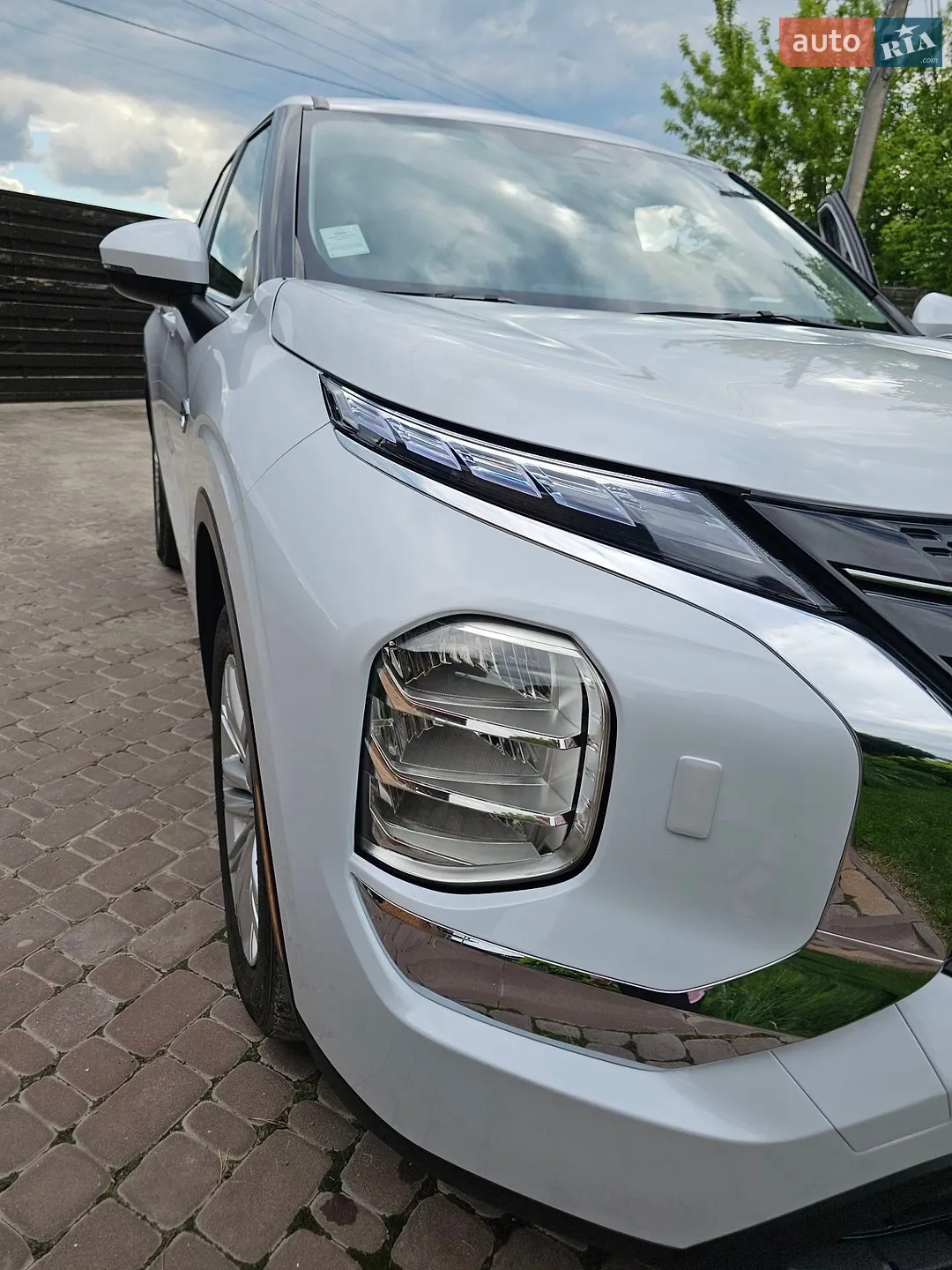 2023 Mitsubishi Outlander - мініатюра 19