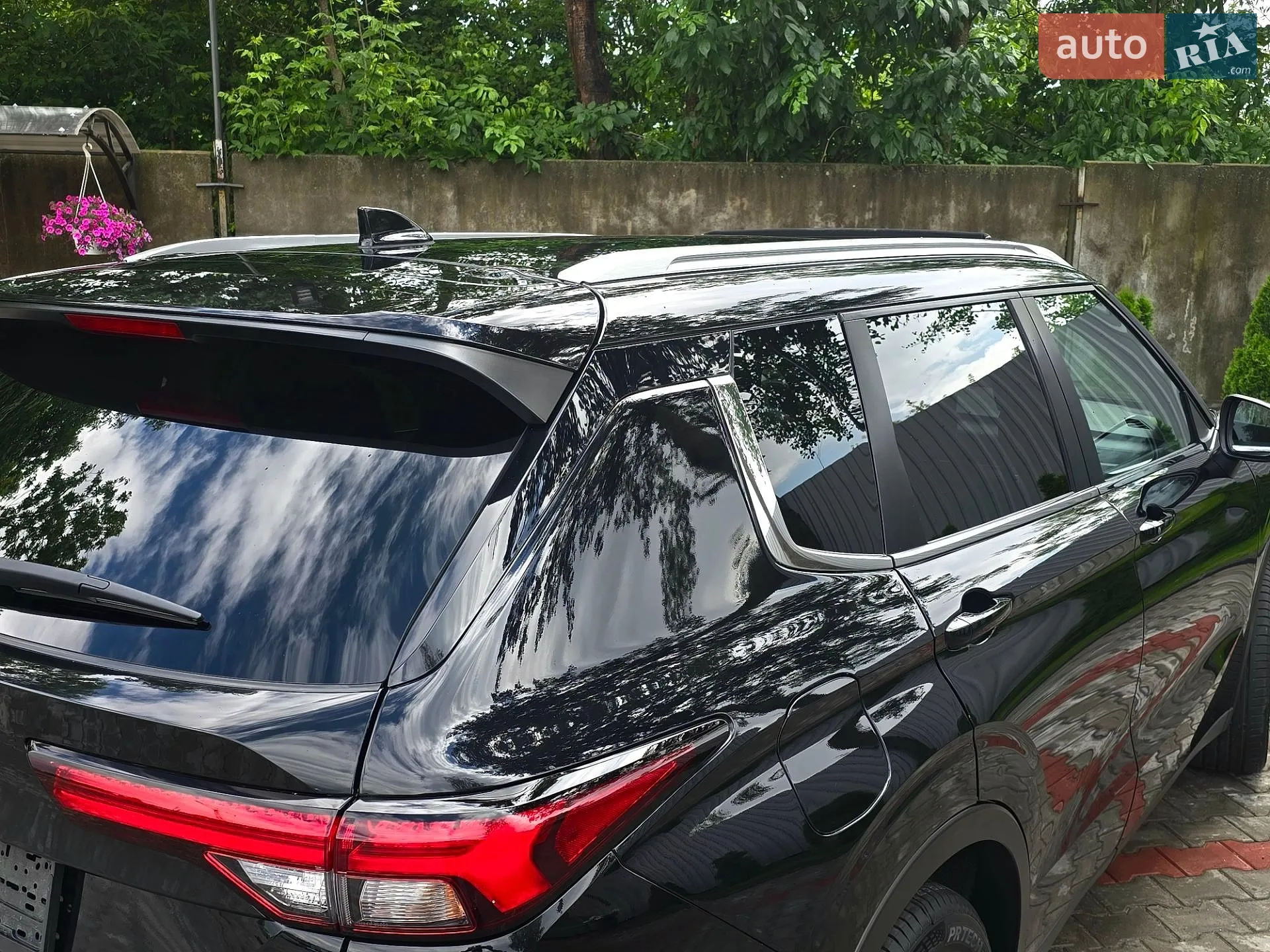 2022 Mitsubishi Outlander - мініатюра 56