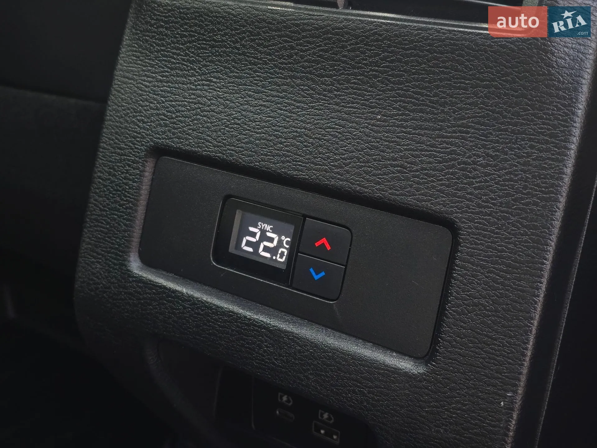 2022 Mitsubishi Outlander - мініатюра 96