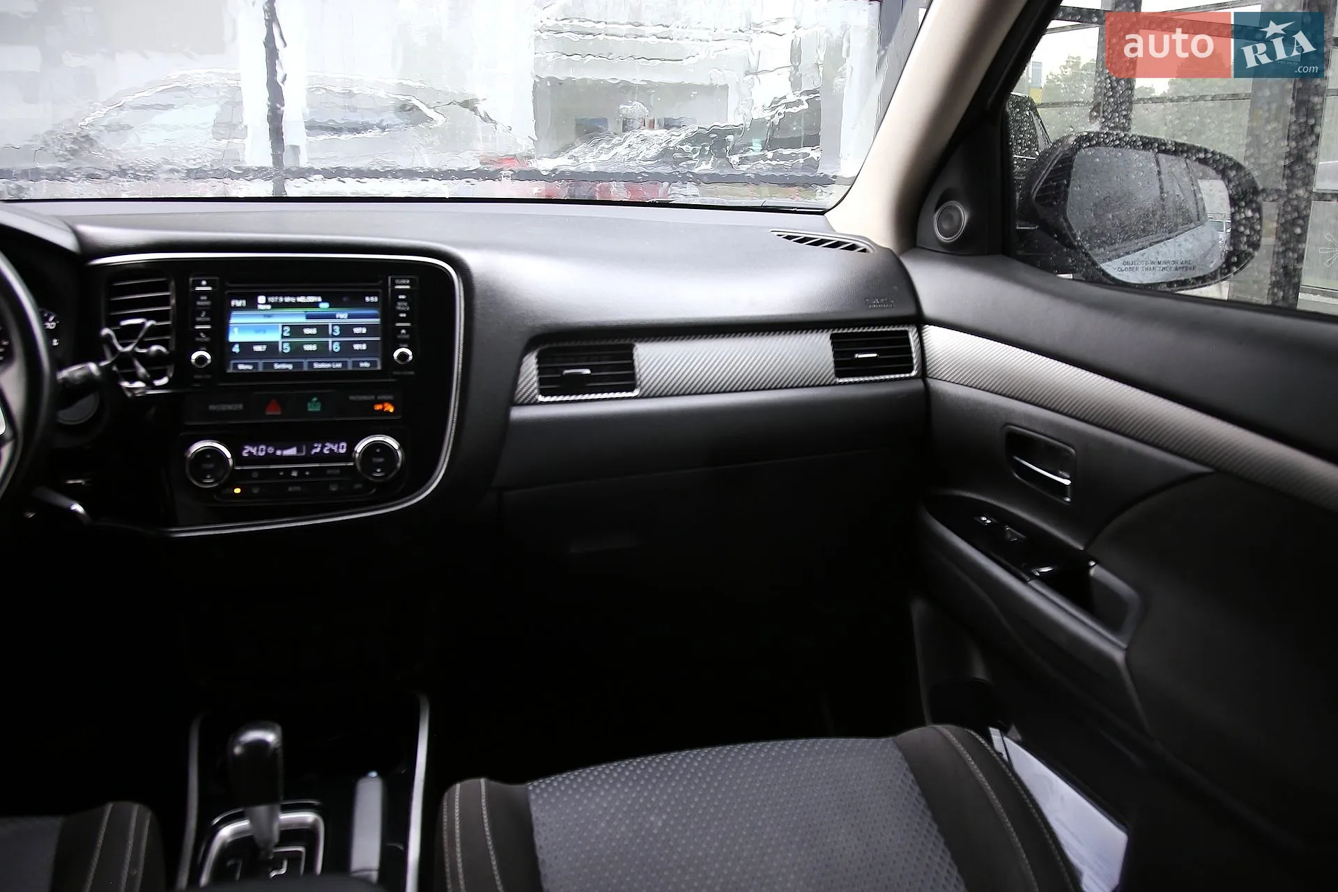 2017 Mitsubishi Outlander - мініатюра 14