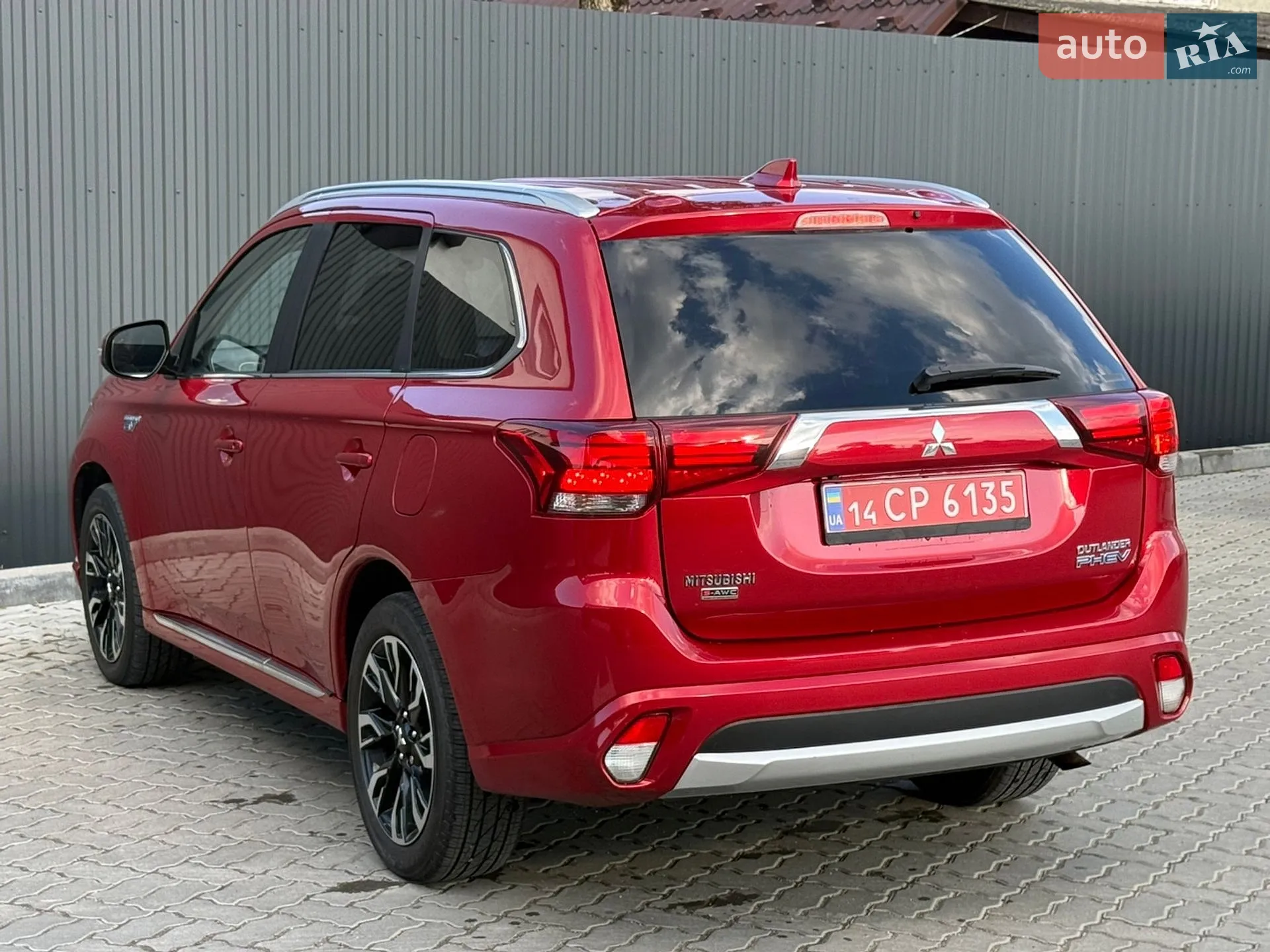 2018 Mitsubishi Outlander - мініатюра 15