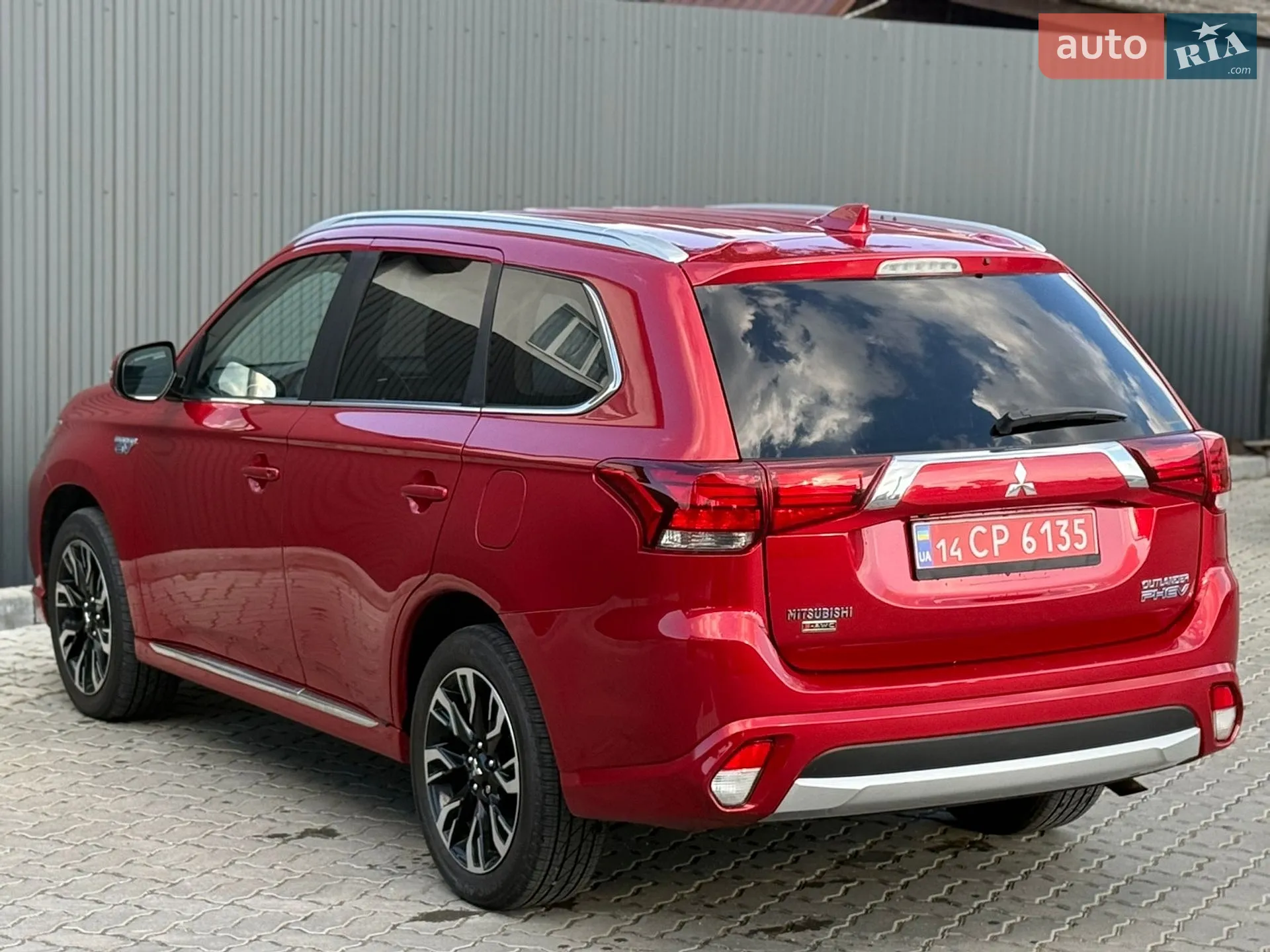 2018 Mitsubishi Outlander - мініатюра 17