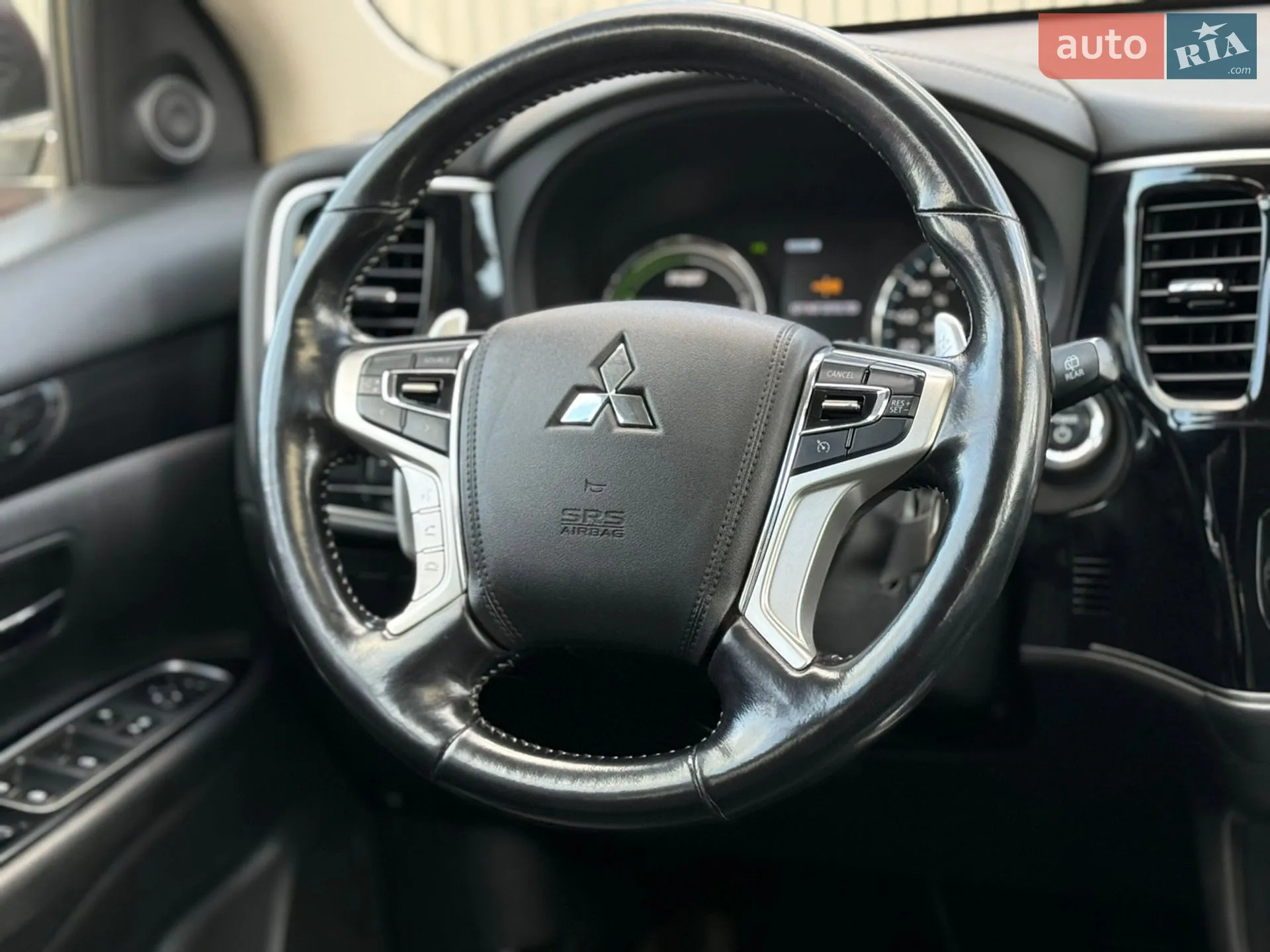 2018 Mitsubishi Outlander - мініатюра 39