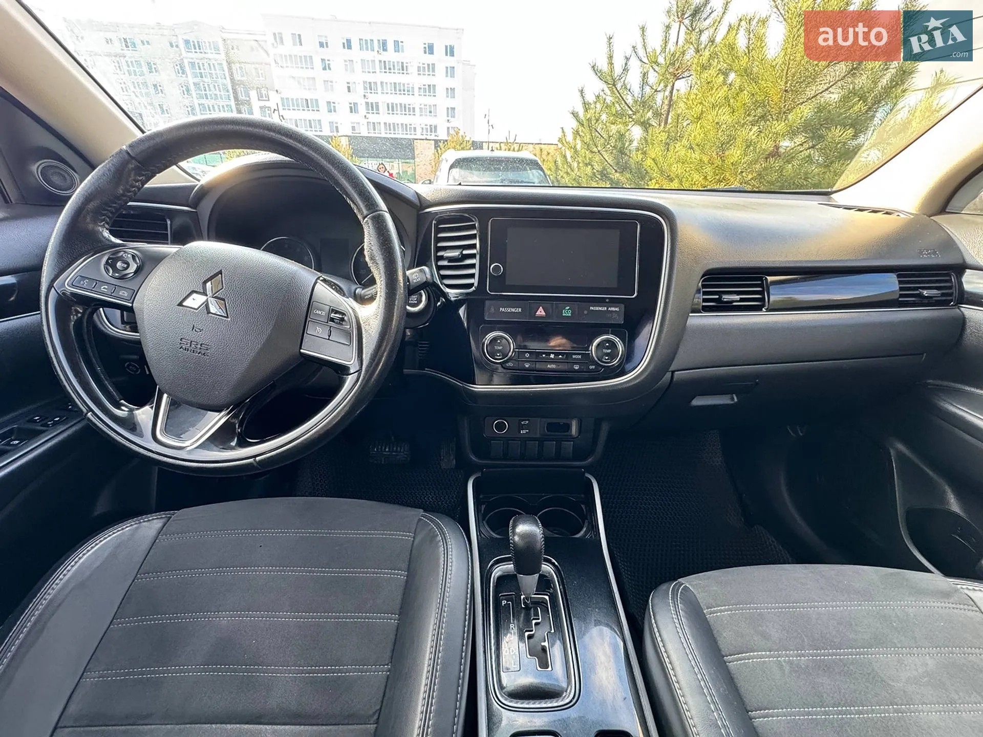 2017 Mitsubishi Outlander - мініатюра 9