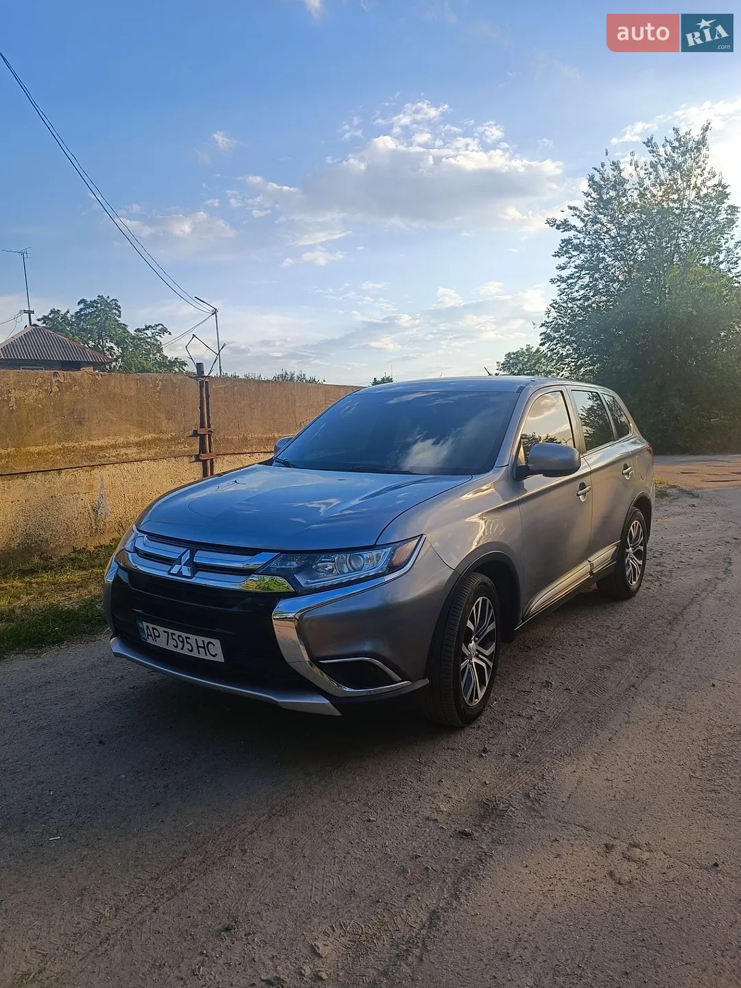 2018 Mitsubishi Outlander - мініатюра 3