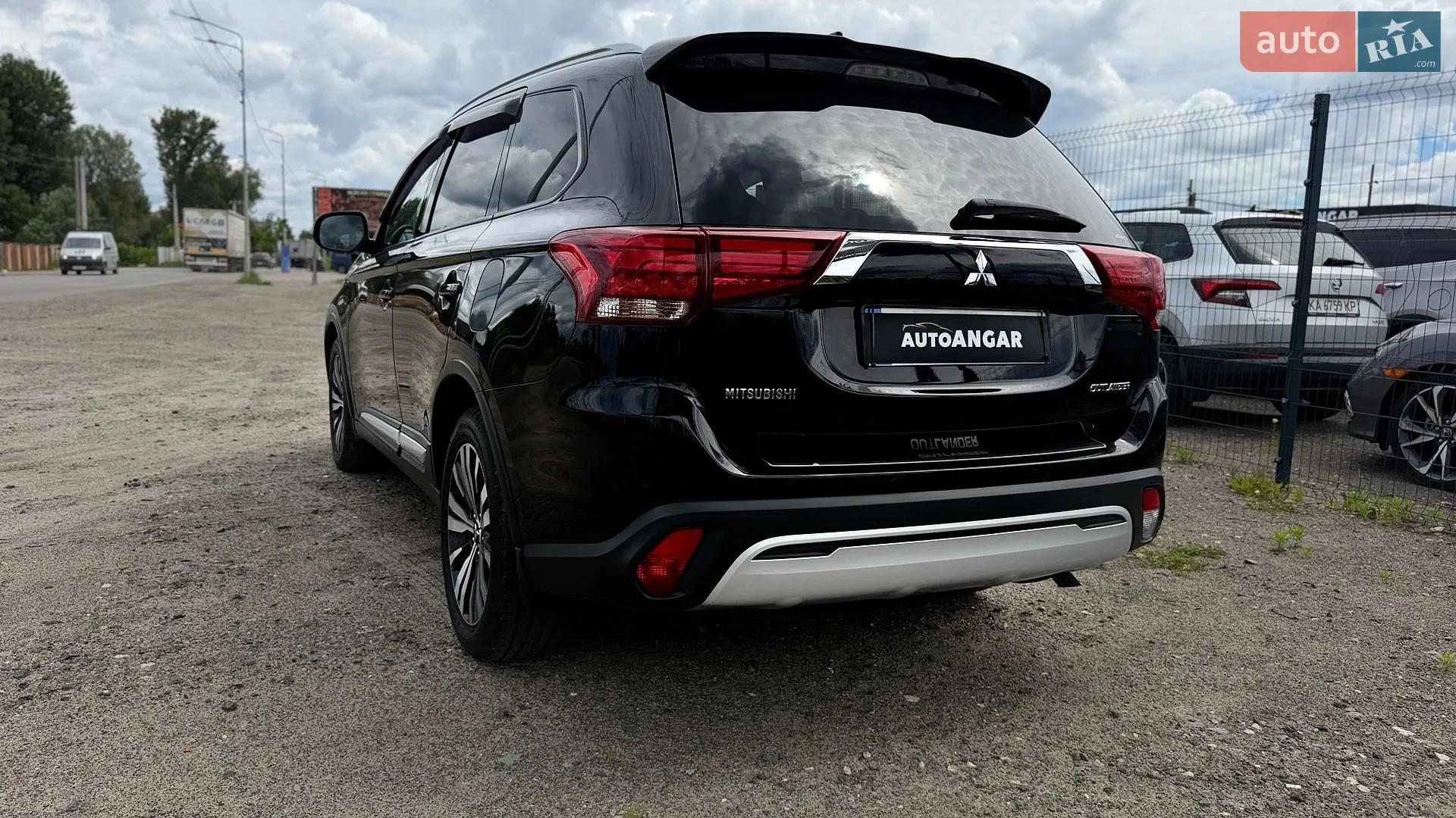 2018 Mitsubishi Outlander - мініатюра 10
