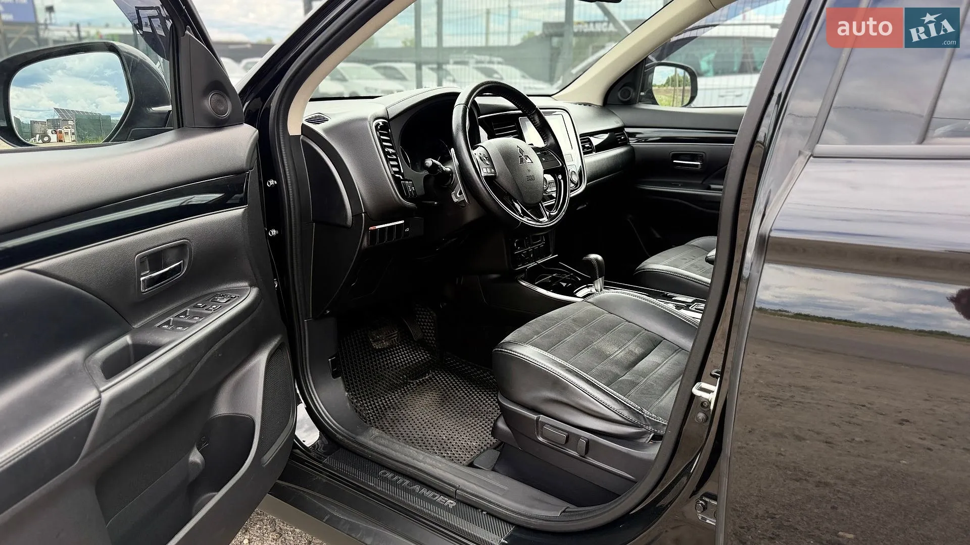 2018 Mitsubishi Outlander - мініатюра 19