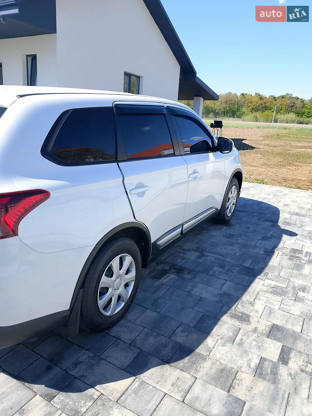 2021 Mitsubishi Outlander - мініатюра 5